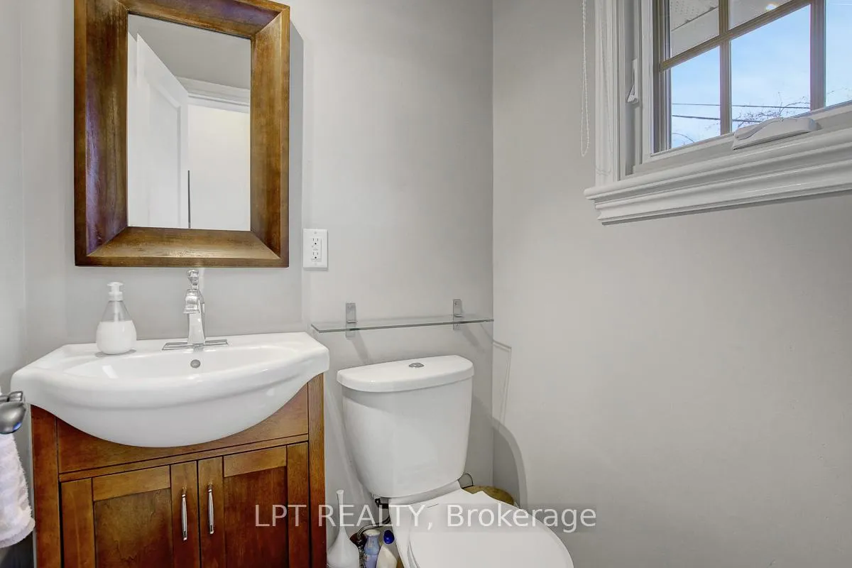 Photo 20 of 2129 Beaumont Road, Ottawa, Playfair Park — HOMEH