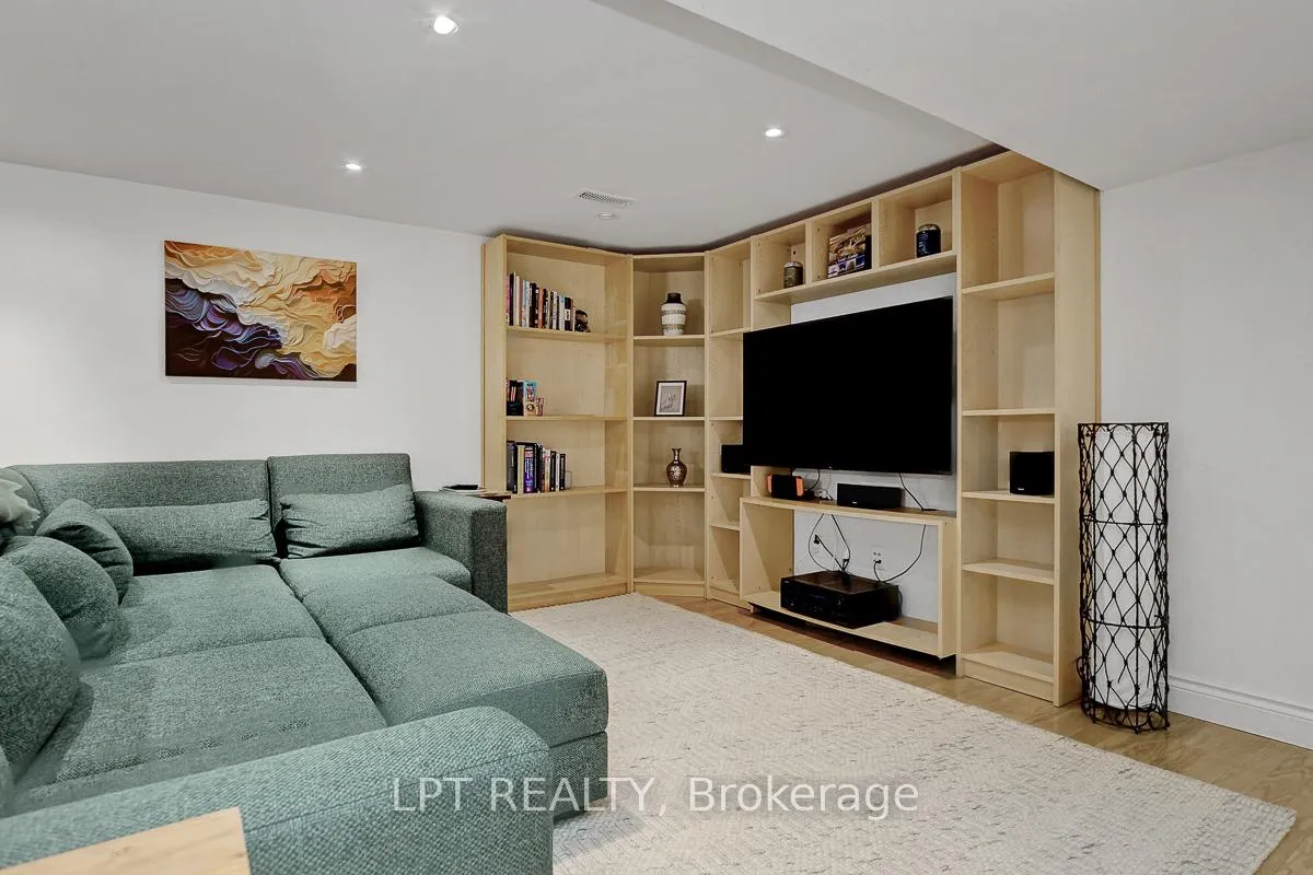 Photo 37 of 2129 Beaumont Road, Ottawa, Playfair Park — HOMEH