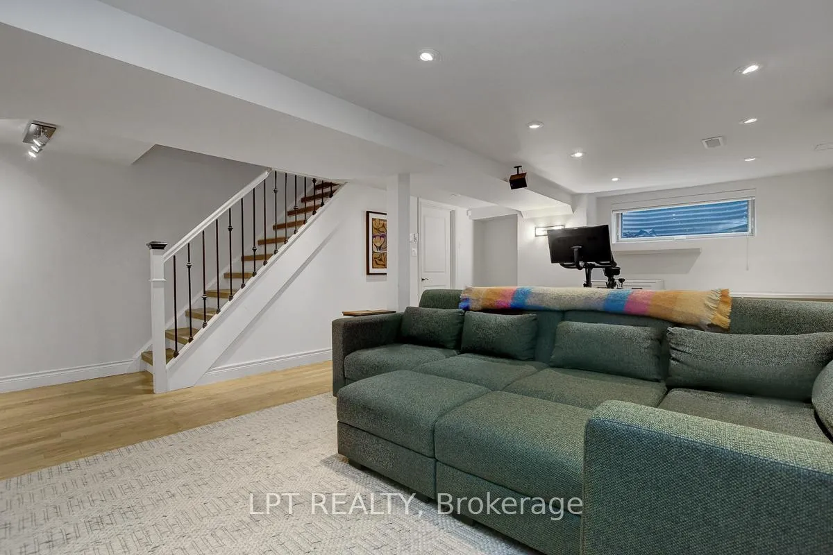 Photo 38 of 2129 Beaumont Road, Ottawa, Playfair Park — HOMEH
