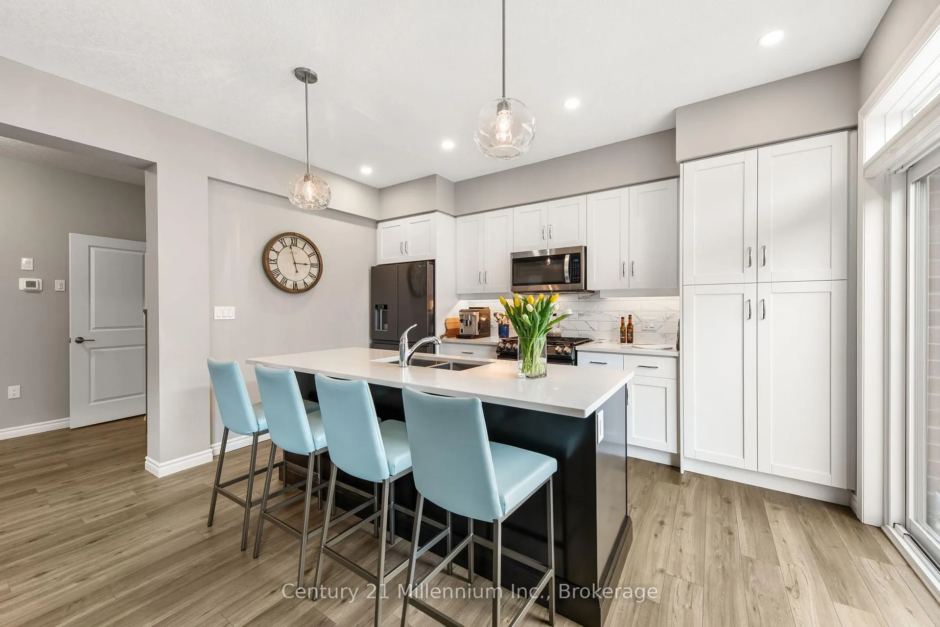 Photo 6 of 1010 Wright Drive, Midland — HOMEH