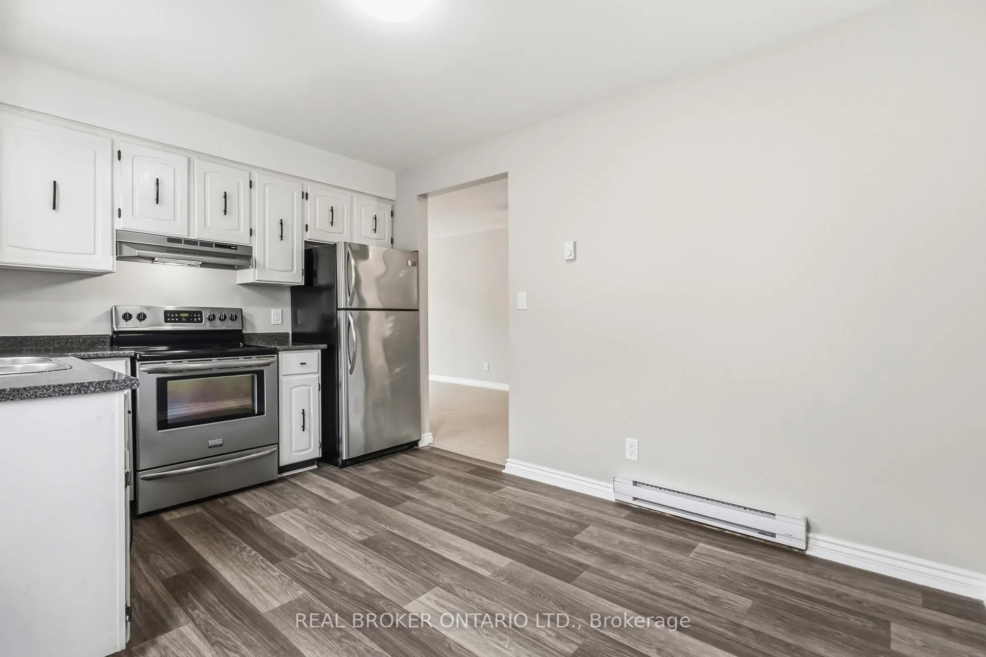 Photo 8 of Unit Main, 1306 Valley Drive, Oshawa, Lakeview — HOMEH
