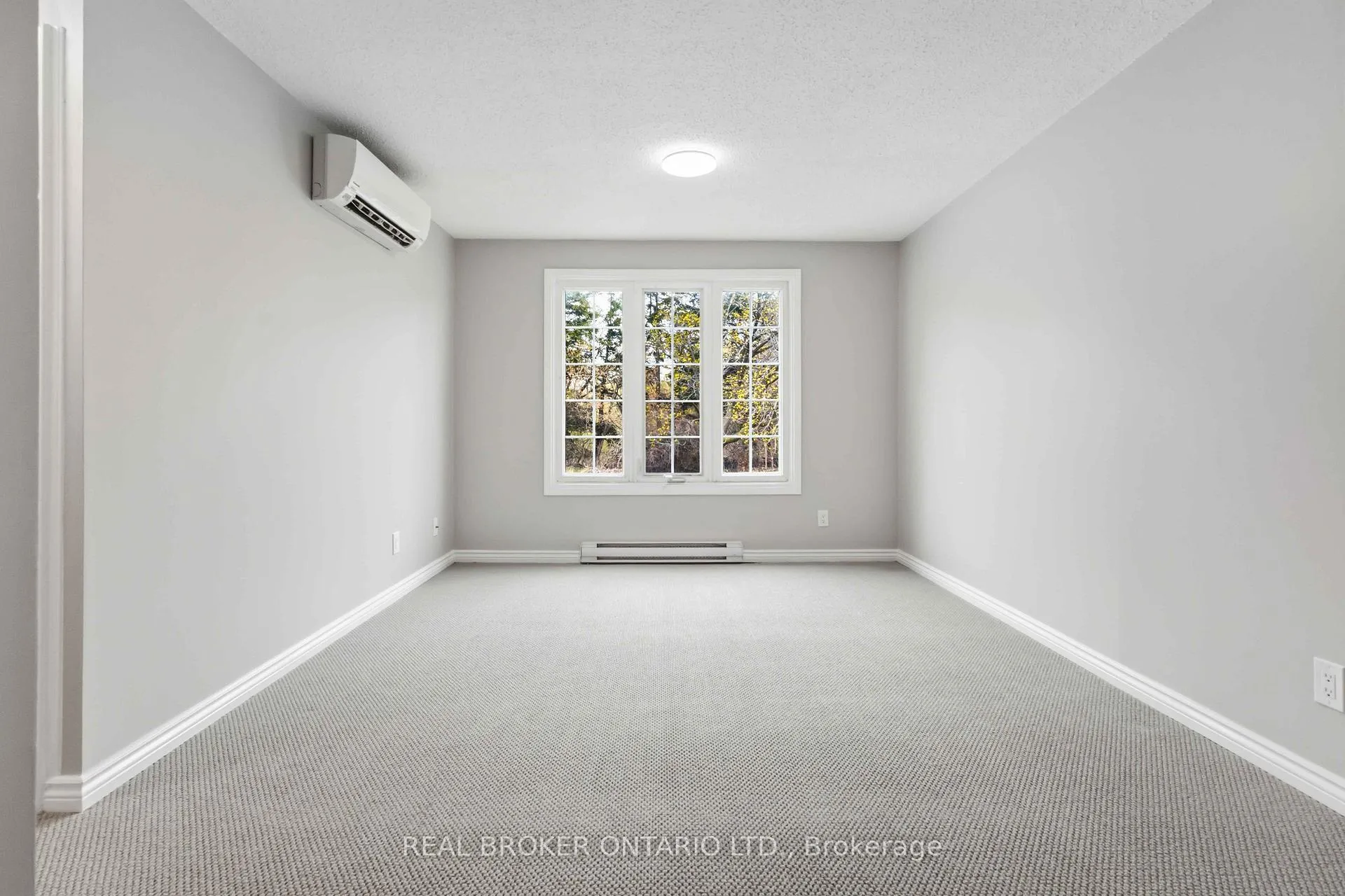 Photo 10 of Unit Main, 1306 Valley Drive, Oshawa, Lakeview — HOMEH