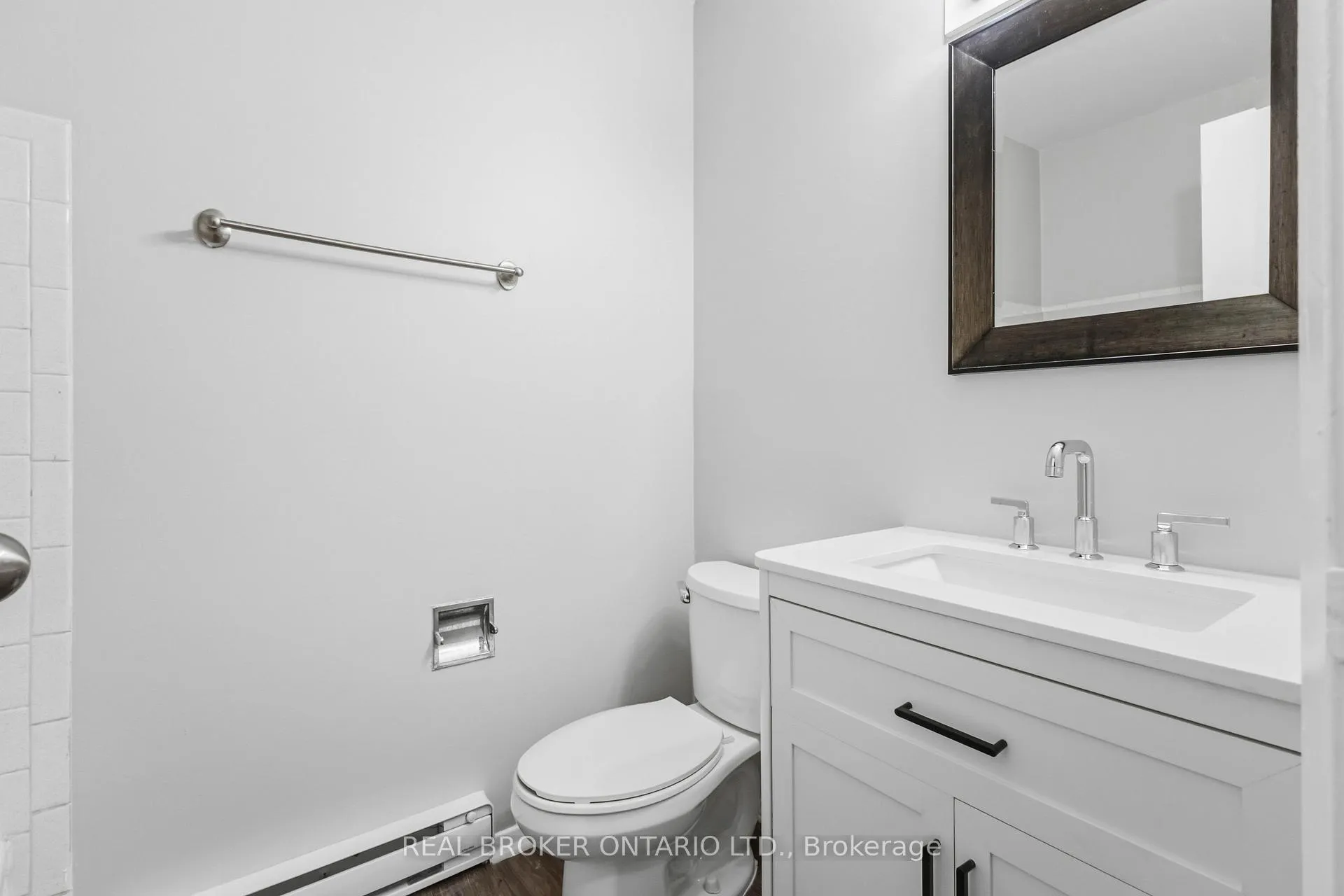 Photo 12 of Unit Main, 1306 Valley Drive, Oshawa, Lakeview — HOMEH