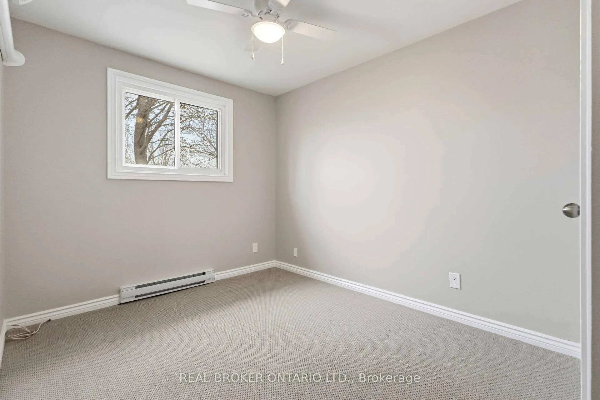 Photo 18 of Unit Main, 1306 Valley Drive, Oshawa, Lakeview — HOMEH