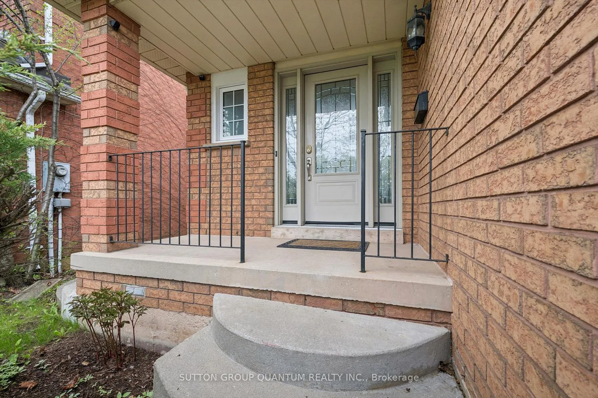Photo 2 of 1253 Glen Valley Road, Oakville, West Oak Trails — HOMEH