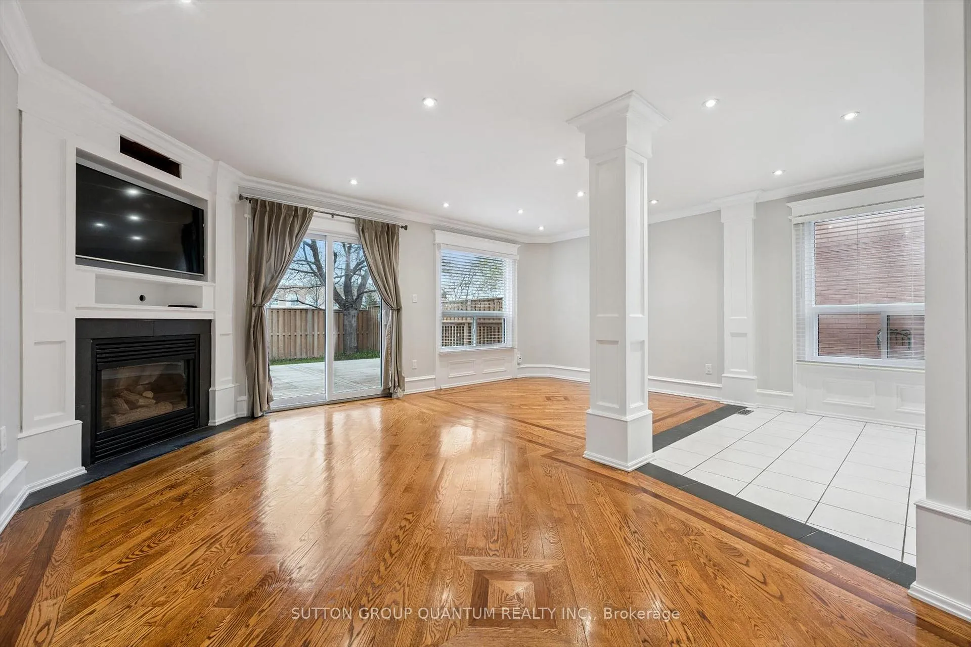 Photo 6 of 1253 Glen Valley Road, Oakville, West Oak Trails — HOMEH
