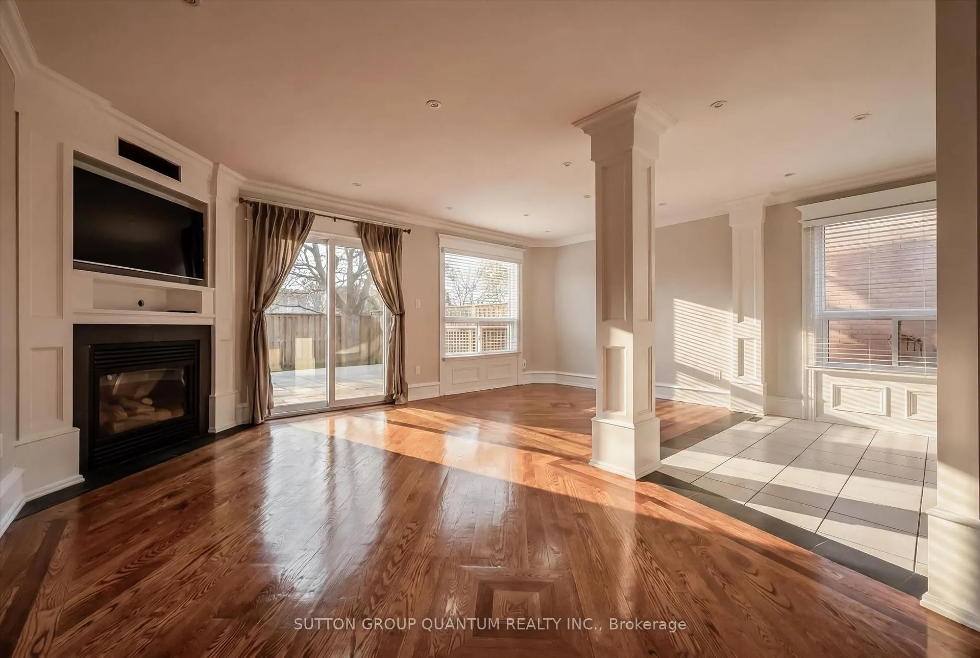 Photo 7 of 1253 Glen Valley Road, Oakville, West Oak Trails — HOMEH
