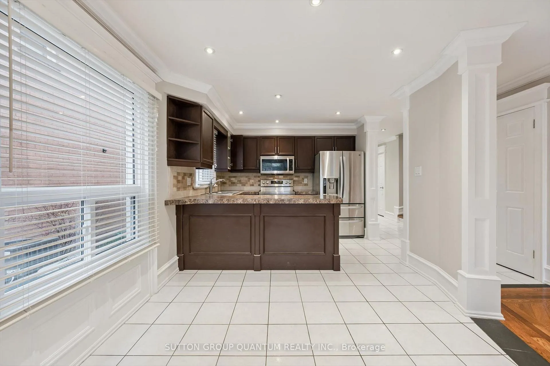 Photo 12 of 1253 Glen Valley Road, Oakville, West Oak Trails — HOMEH
