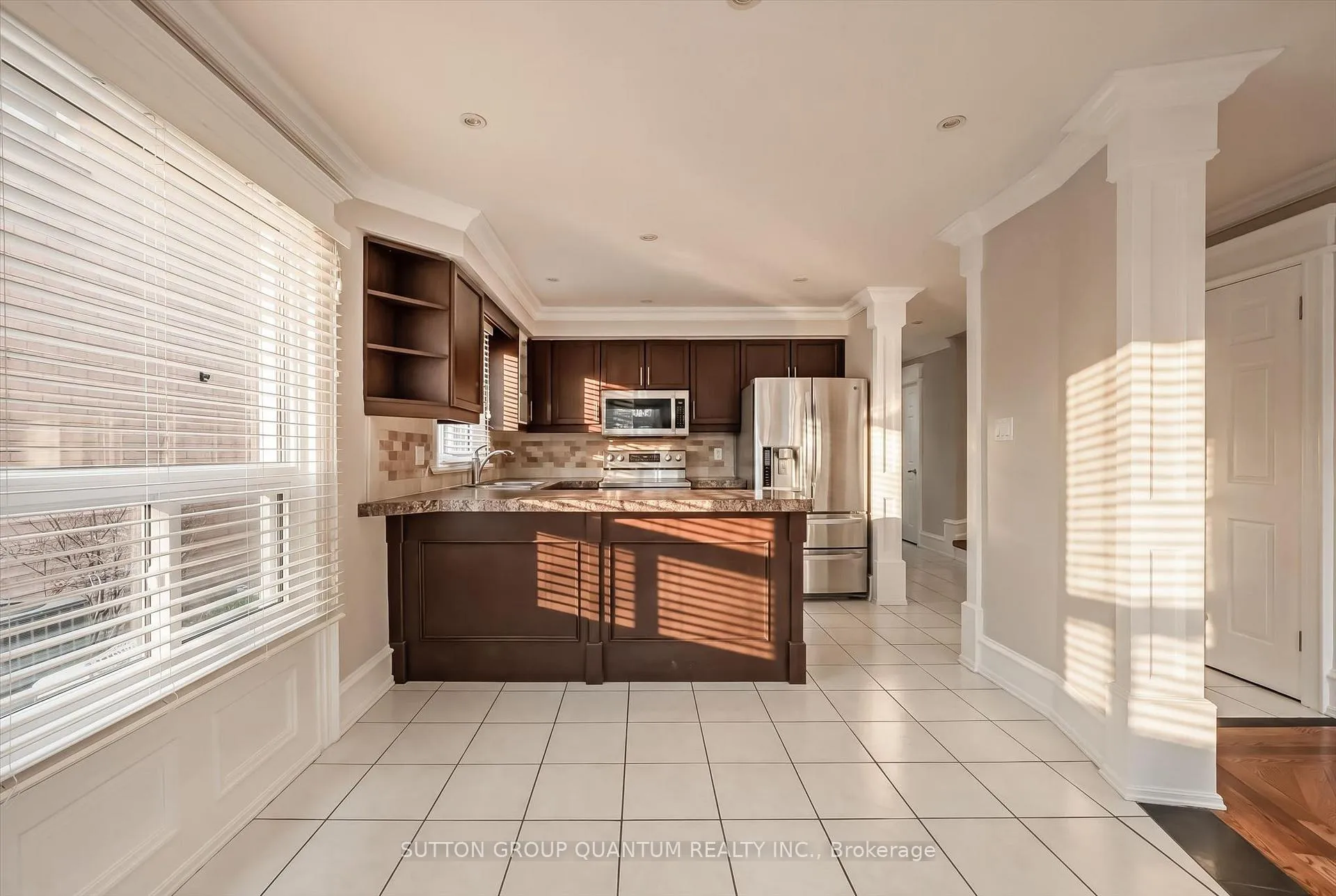 Photo 13 of 1253 Glen Valley Road, Oakville, West Oak Trails — HOMEH