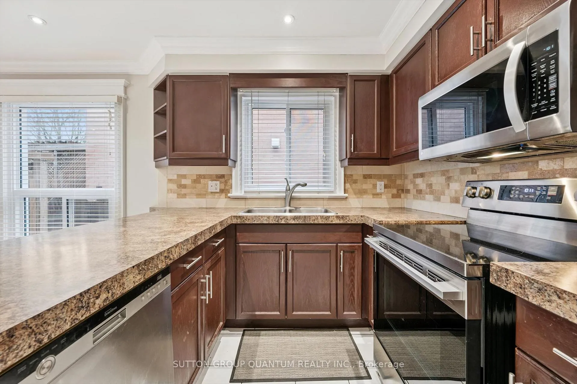 Photo 15 of 1253 Glen Valley Road, Oakville, West Oak Trails — HOMEH