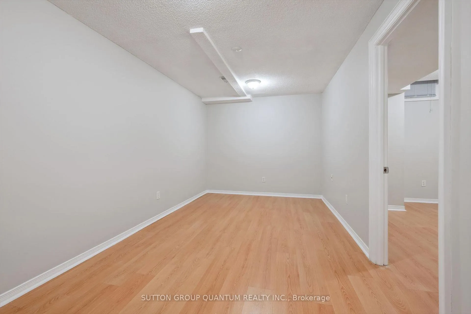 Photo 35 of 1253 Glen Valley Road, Oakville, West Oak Trails — HOMEH