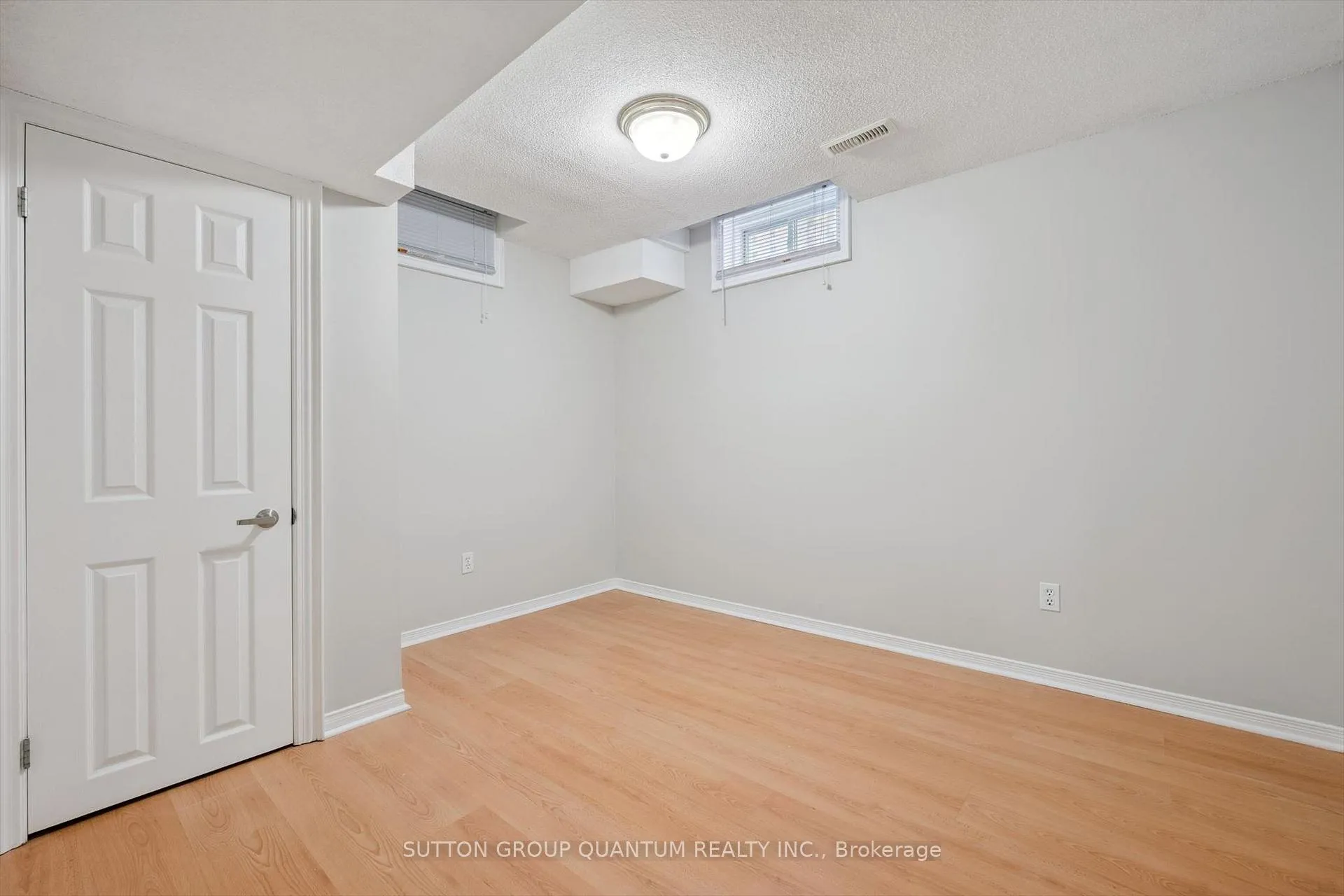 Photo 38 of 1253 Glen Valley Road, Oakville, West Oak Trails — HOMEH
