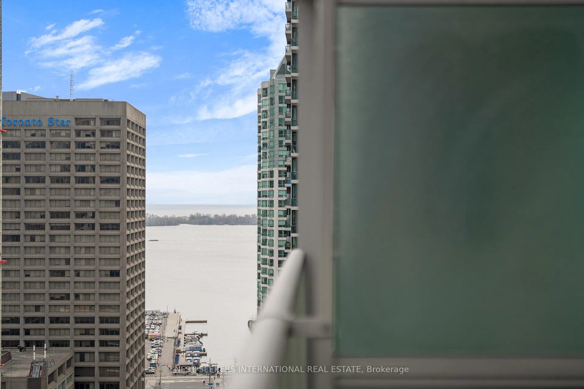 Photo 11 of Unit 2507, 18 Yonge Street, Toronto, Waterfront Communities — HOMEH
