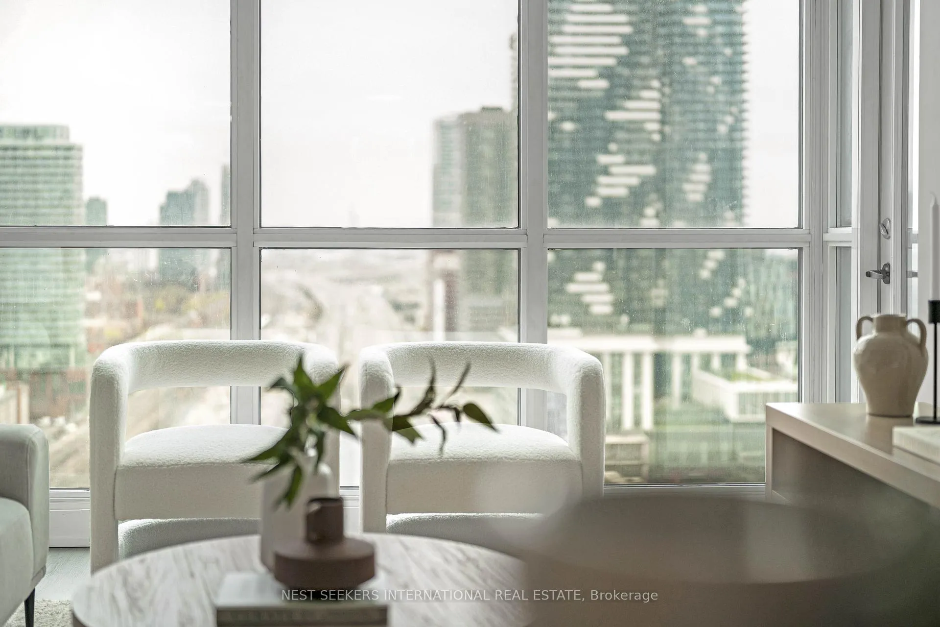 Photo 12 of Unit 2507, 18 Yonge Street, Toronto, Waterfront Communities — HOMEH