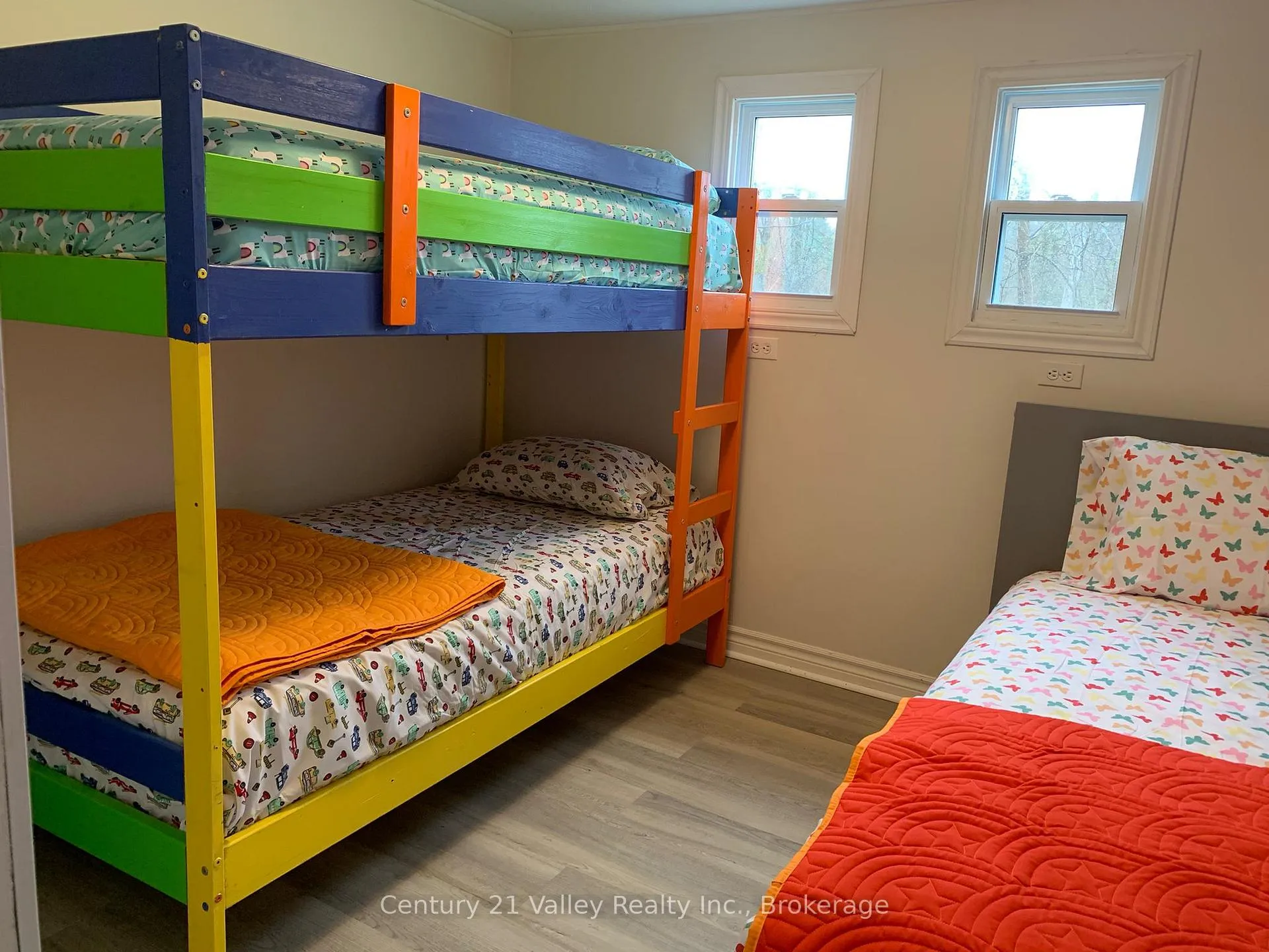 Photo 3 of 14232A Highway 509 Road, Frontenac, Frontenac North — HOMEH