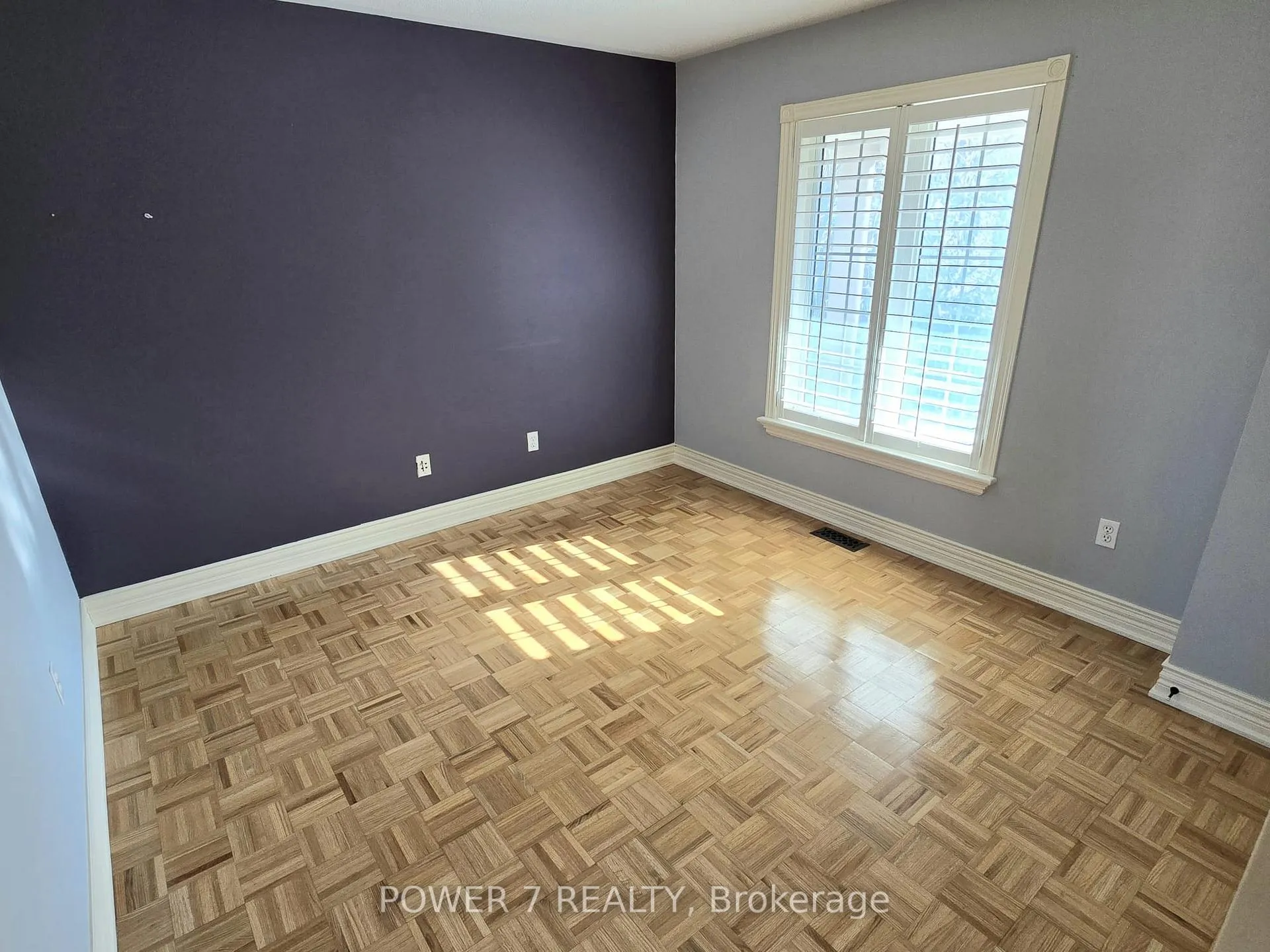 Photo 11 of 19 Wheatfield Drive, Vaughan, Vellore Village — HOMEH