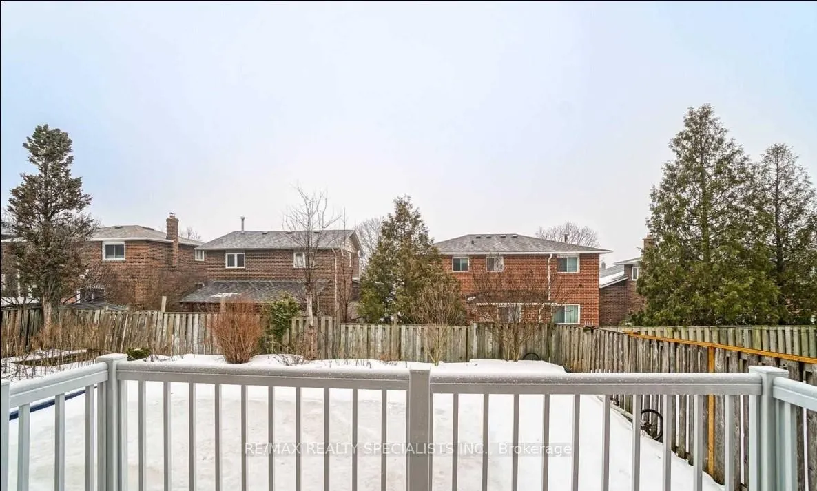 Photo 20 of 52 Maplehurst Square, Brampton, Heart Lake East — HOMEH