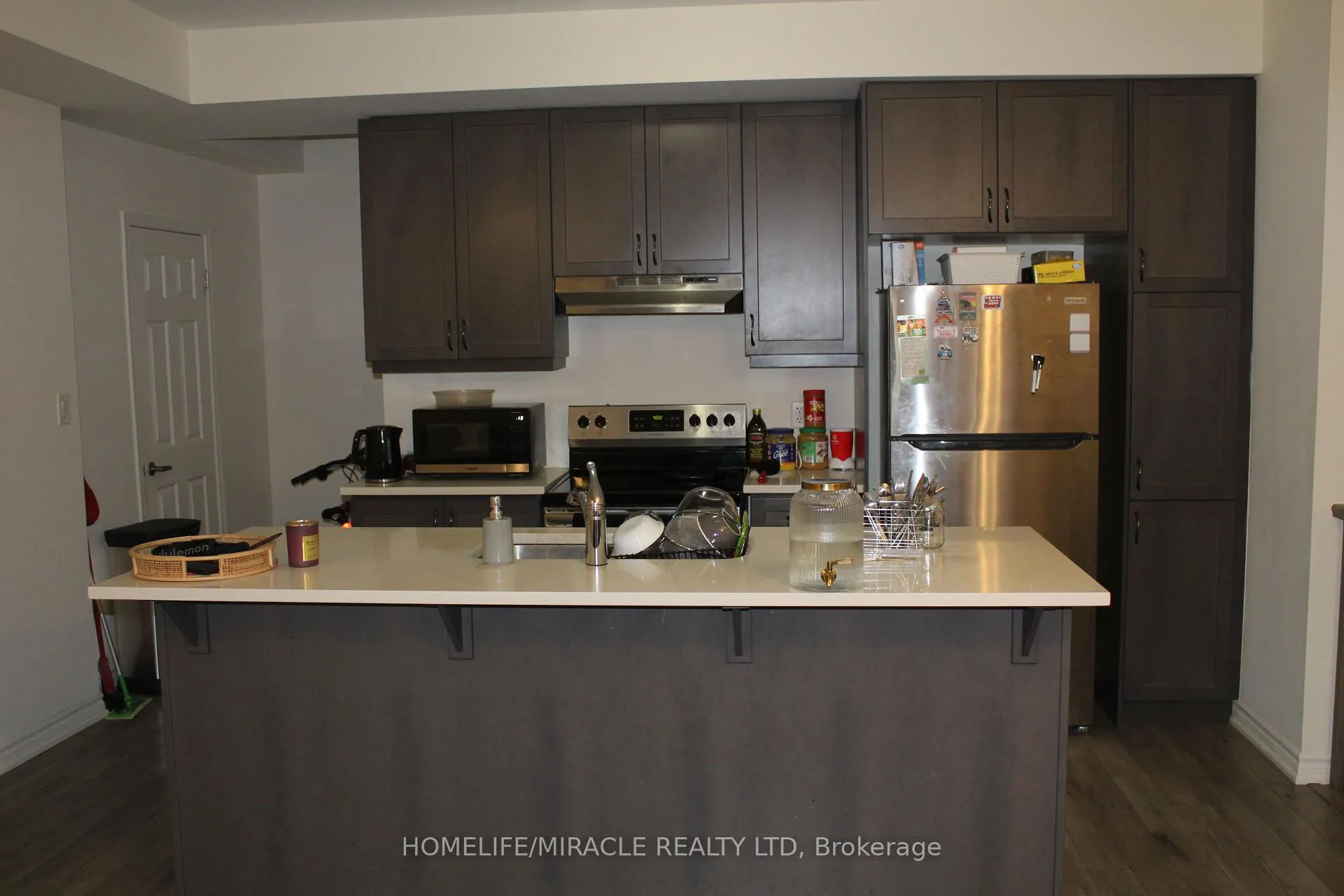 Photo 8 of Unit 5, 240 Lagerfeld Drive, Brampton, Northwest Brampton — HOMEH