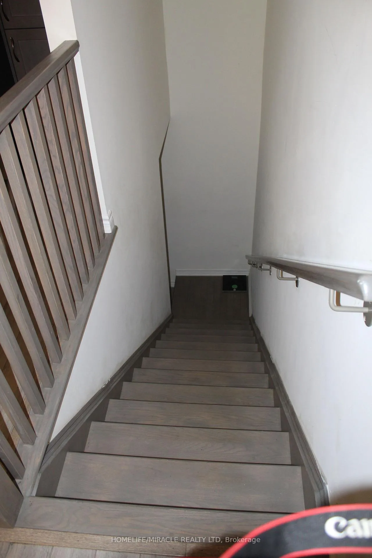 Photo 11 of Unit 5, 240 Lagerfeld Drive, Brampton, Northwest Brampton — HOMEH