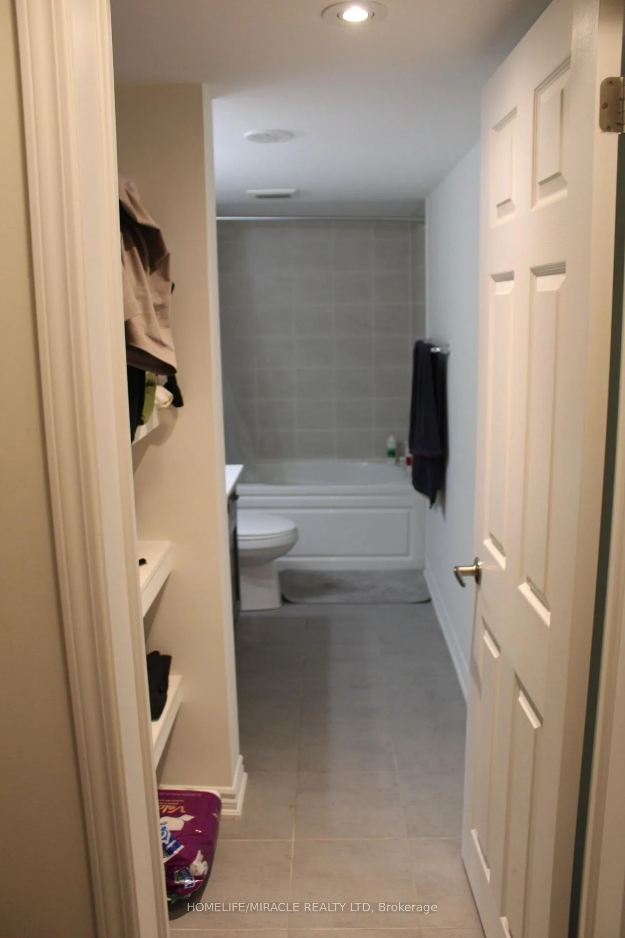 Photo 12 of Unit 5, 240 Lagerfeld Drive, Brampton, Northwest Brampton — HOMEH