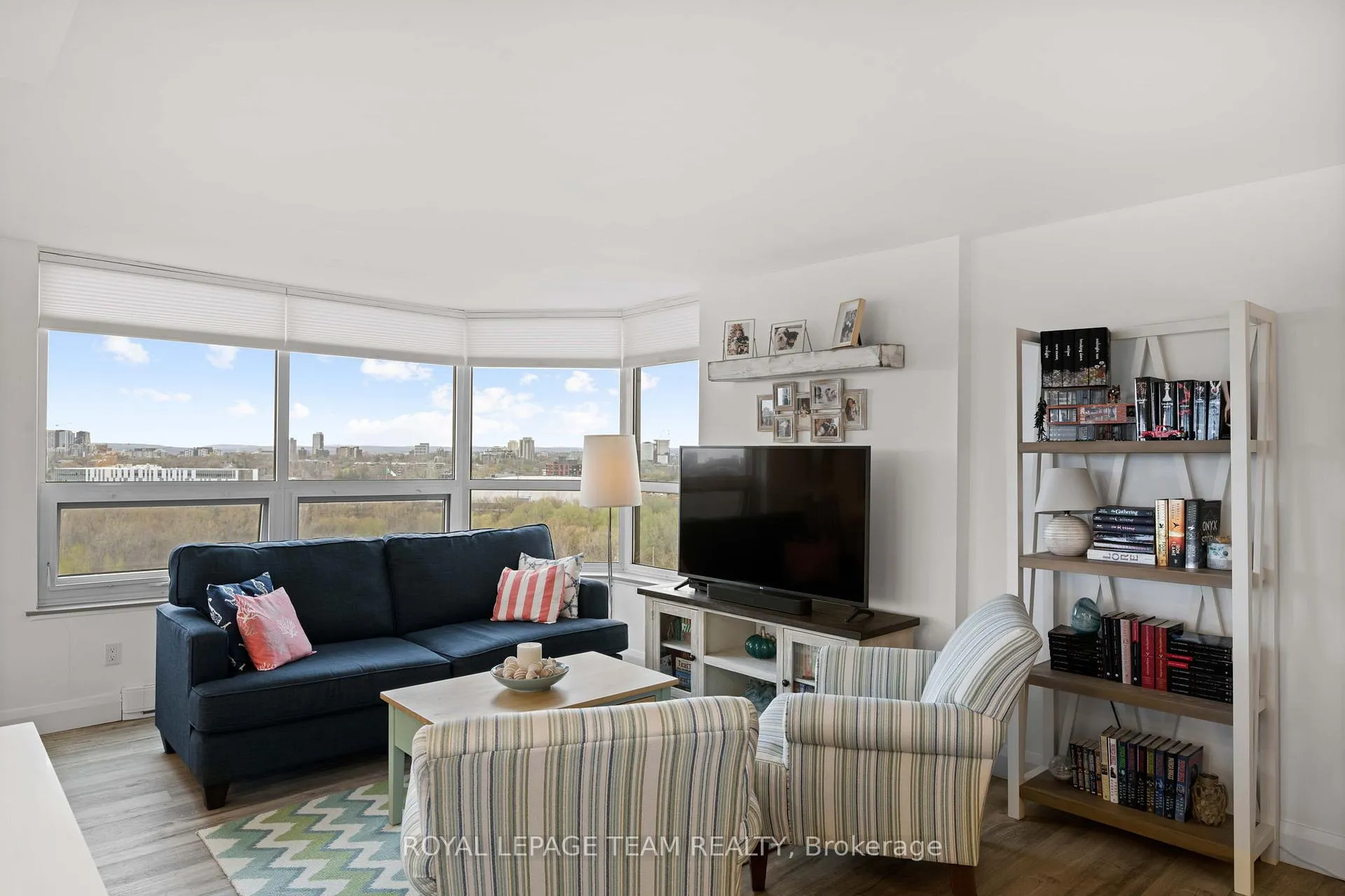 Photo 9 of Unit 1507, 1500 Riverside Drive, Ottawa, Riverview Park — HOMEH