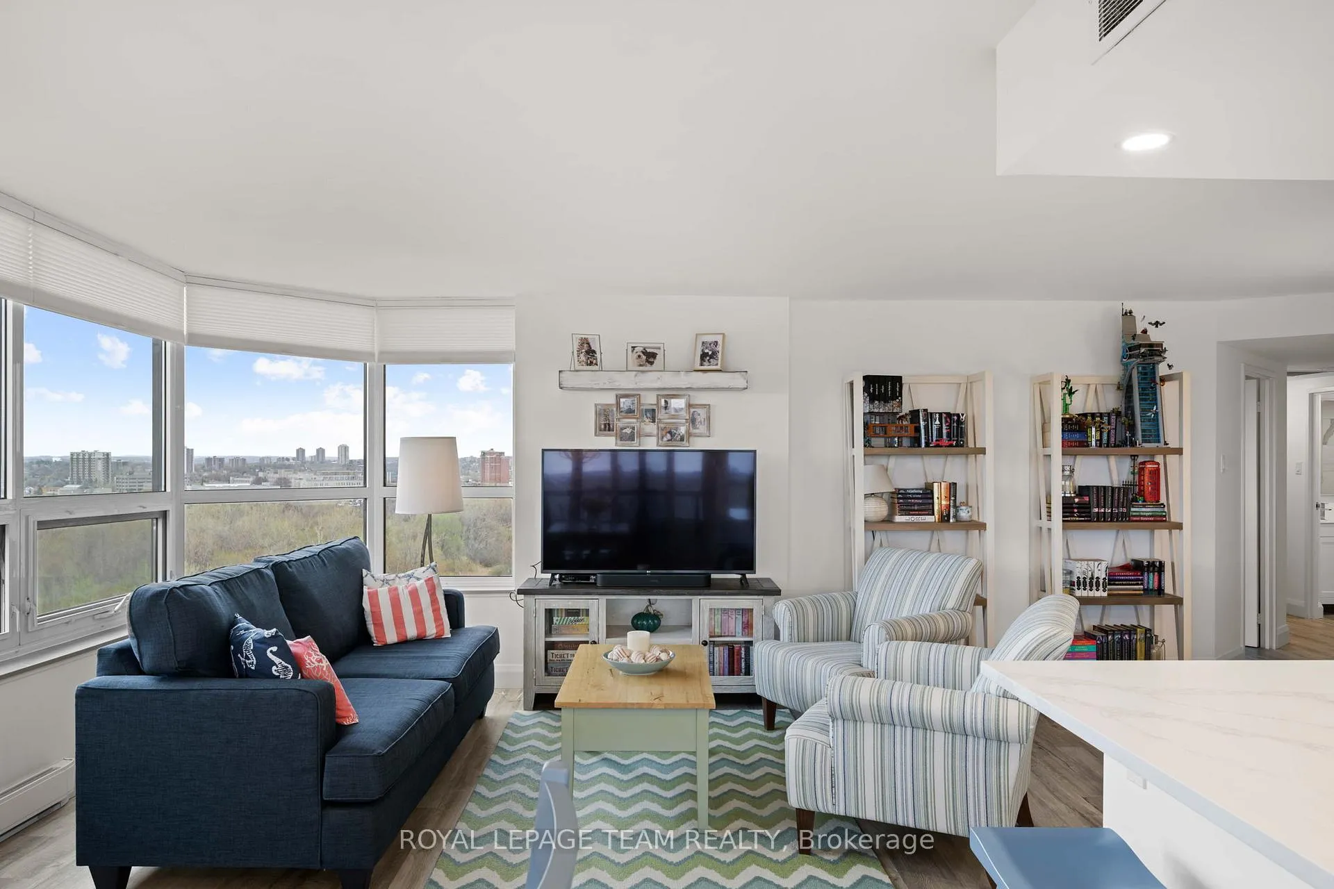 Photo 10 of Unit 1507, 1500 Riverside Drive, Ottawa, Riverview Park — HOMEH