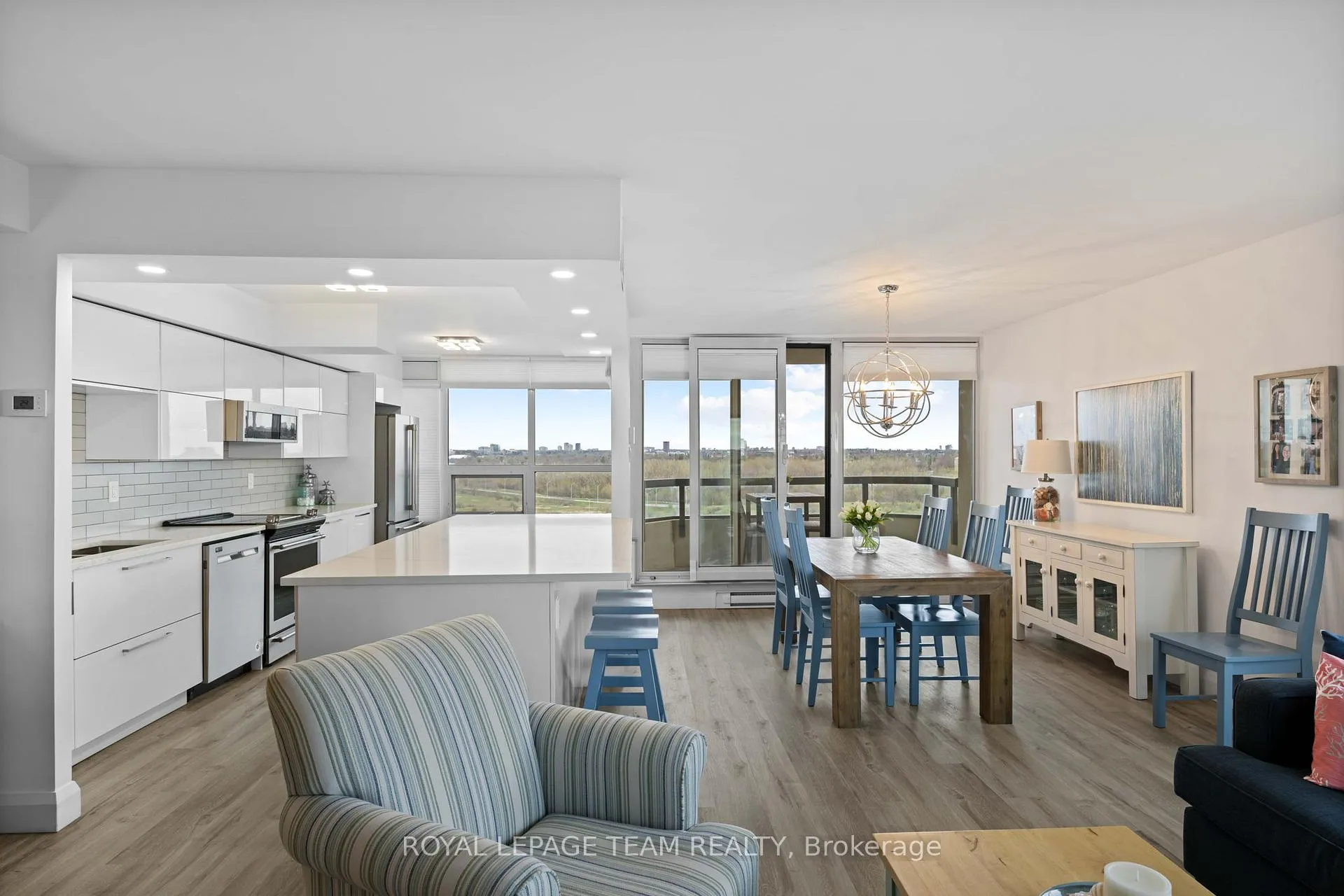 Photo 11 of Unit 1507, 1500 Riverside Drive, Ottawa, Riverview Park — HOMEH
