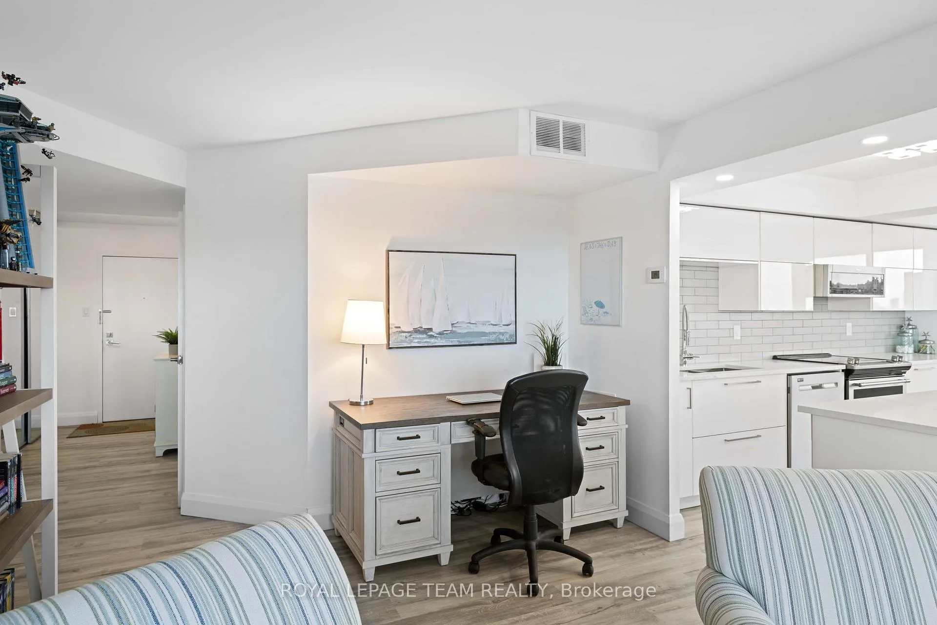 Photo 15 of Unit 1507, 1500 Riverside Drive, Ottawa, Riverview Park — HOMEH