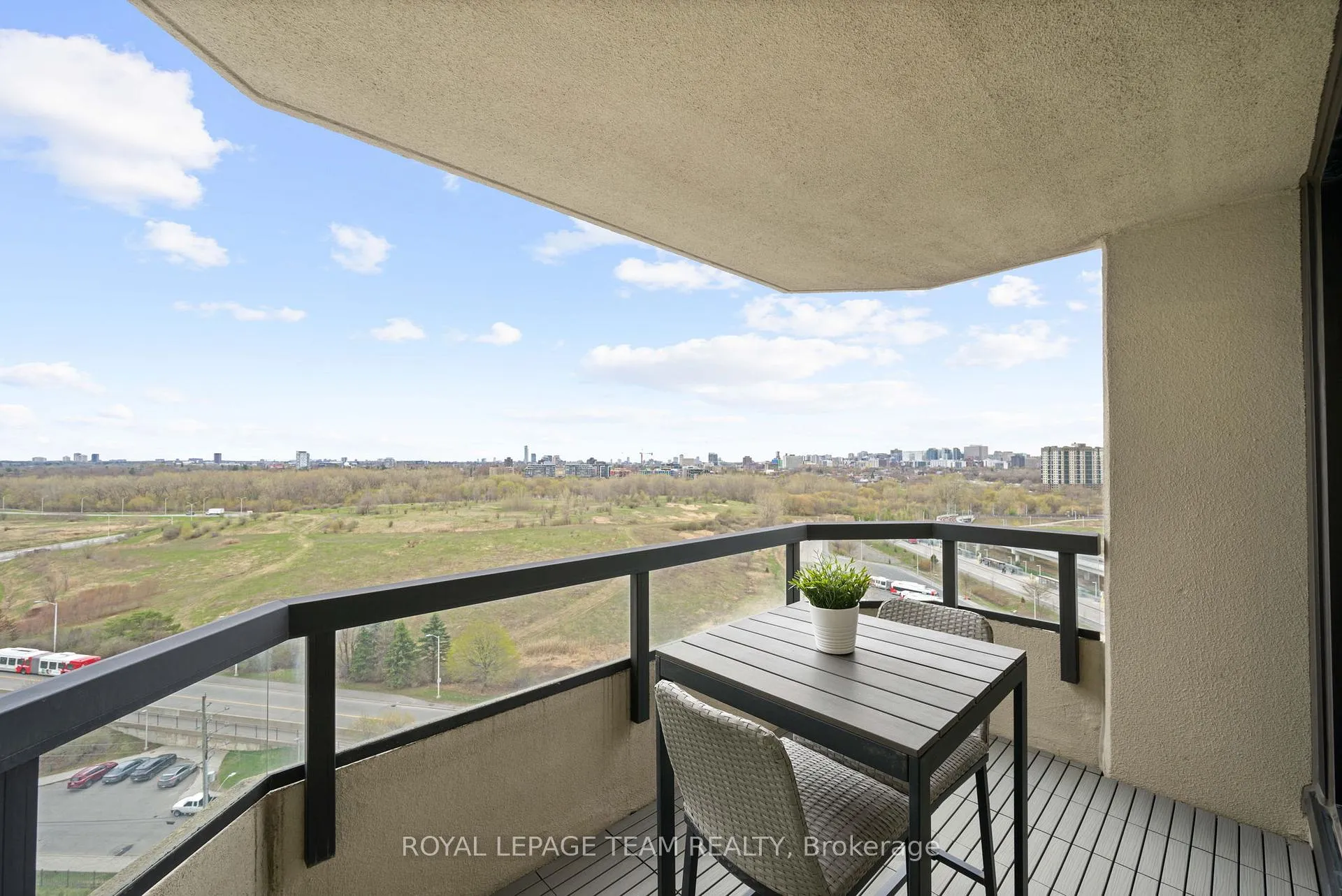 Photo 32 of Unit 1507, 1500 Riverside Drive, Ottawa, Riverview Park — HOMEH