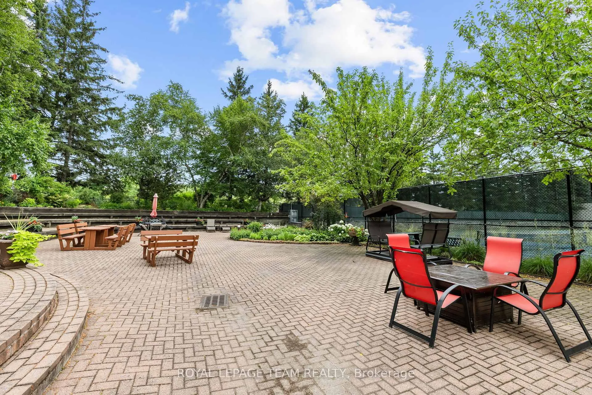 Photo 48 of Unit 1507, 1500 Riverside Drive, Ottawa, Riverview Park — HOMEH