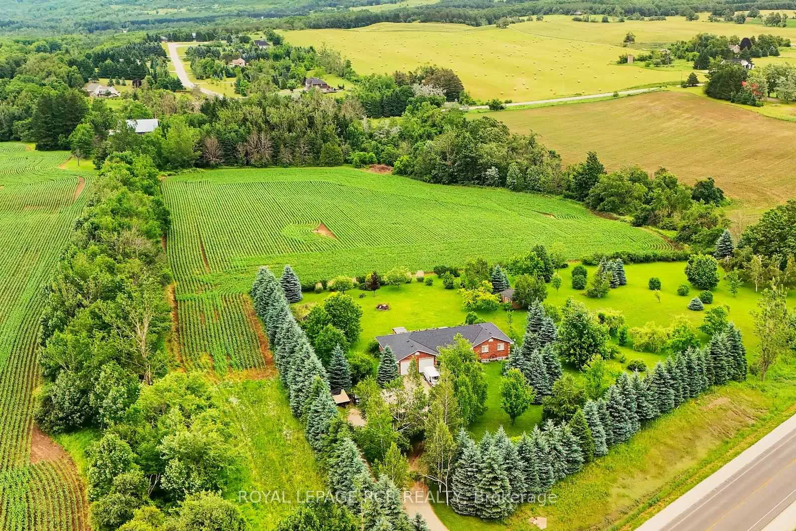 Photo 3 of 537086 Main St, Melancthon, Rural Melancthon — HOMEH