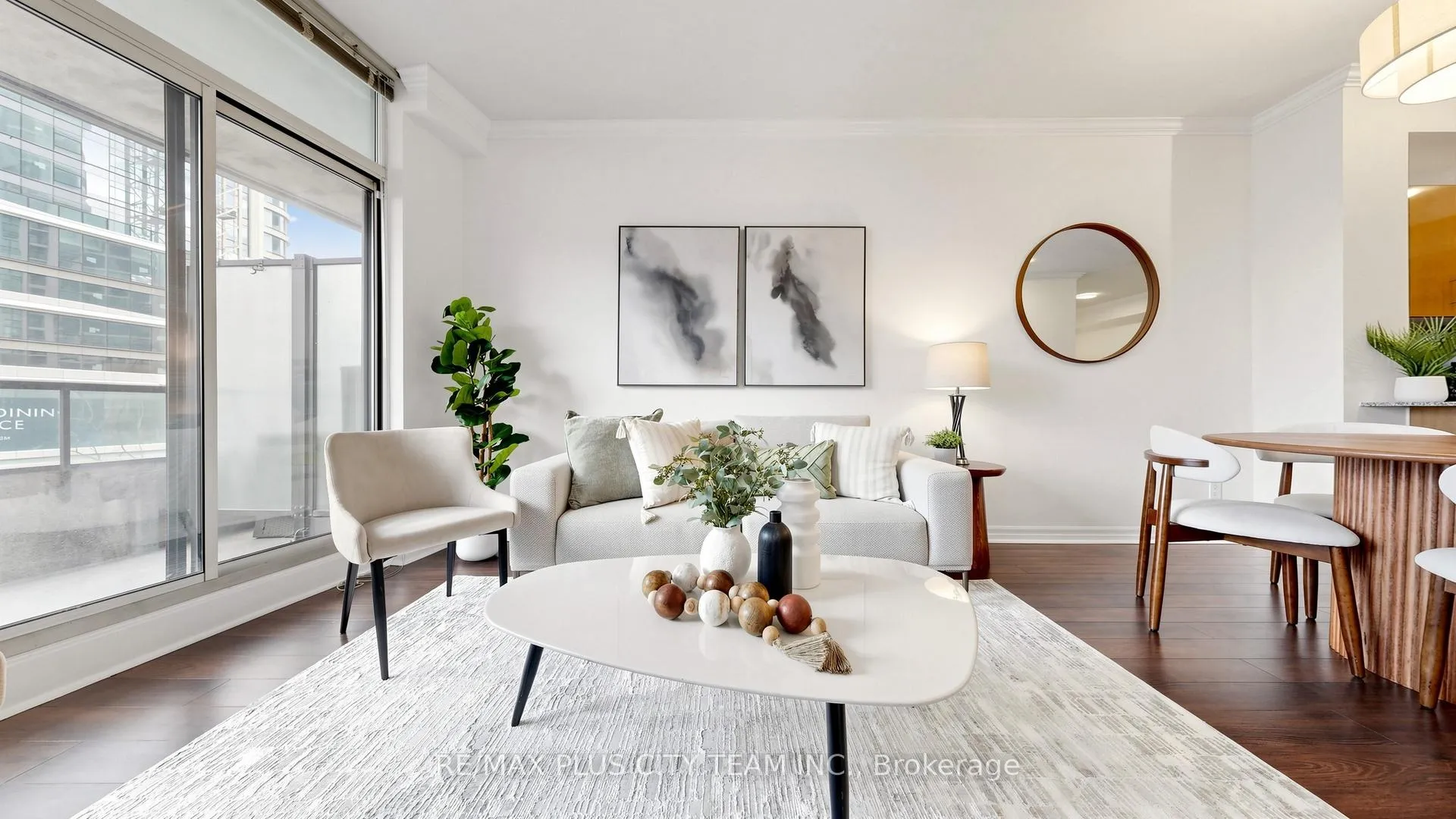 Photo 2 of Unit 303, 16 Yonge Street, Toronto, Waterfront Communities — HOMEH