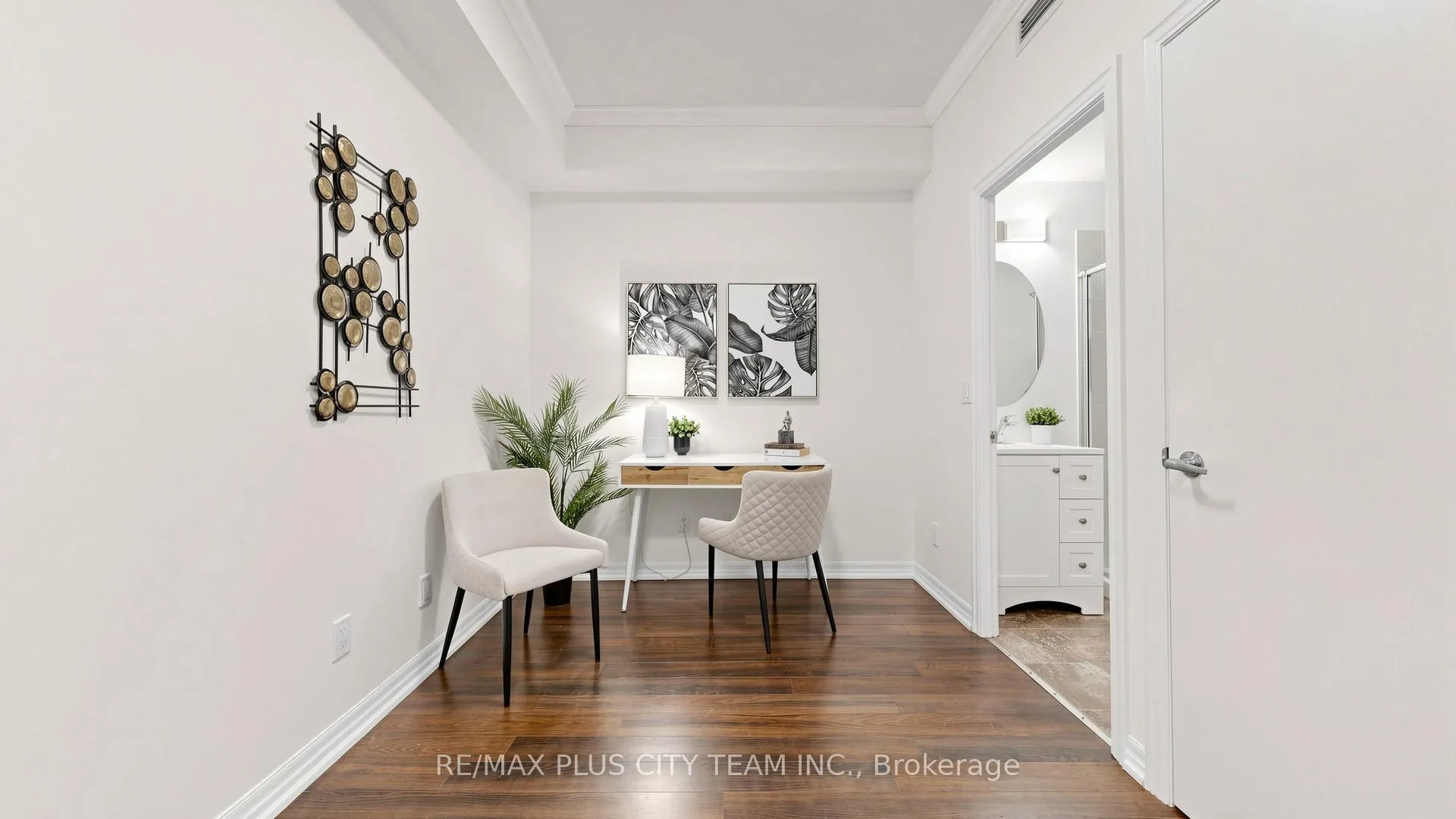 Photo 13 of Unit 303, 16 Yonge Street, Toronto, Waterfront Communities — HOMEH