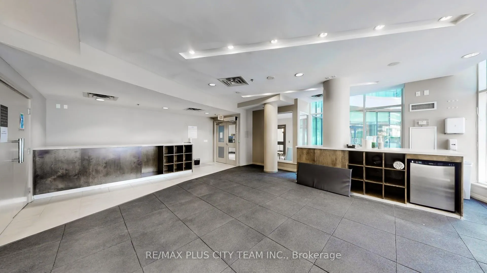 Photo 30 of Unit 303, 16 Yonge Street, Toronto, Waterfront Communities — HOMEH