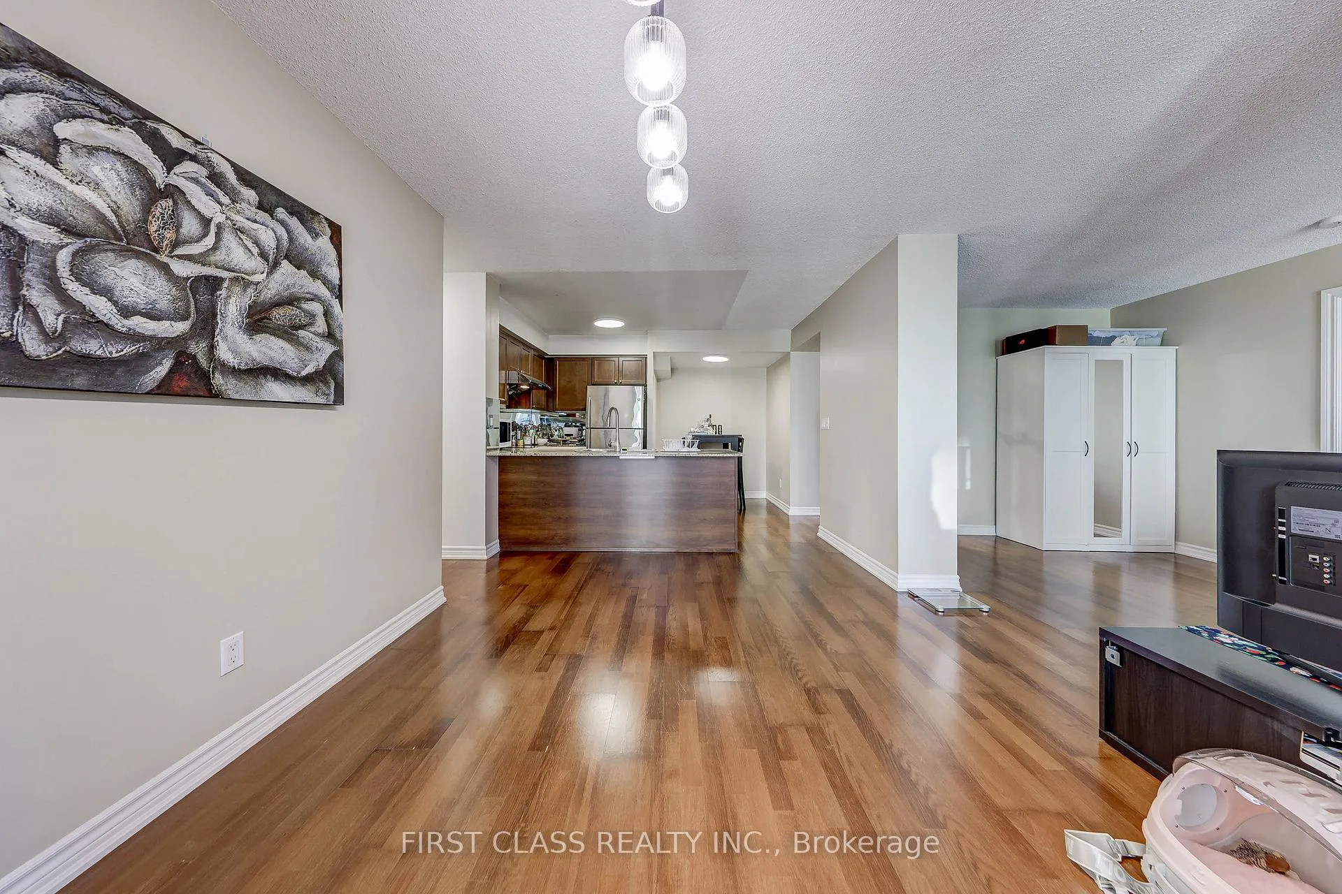 Photo 4 of Unit 2813, 761 Bay Street, Toronto, Bay Street Corridor — HOMEH
