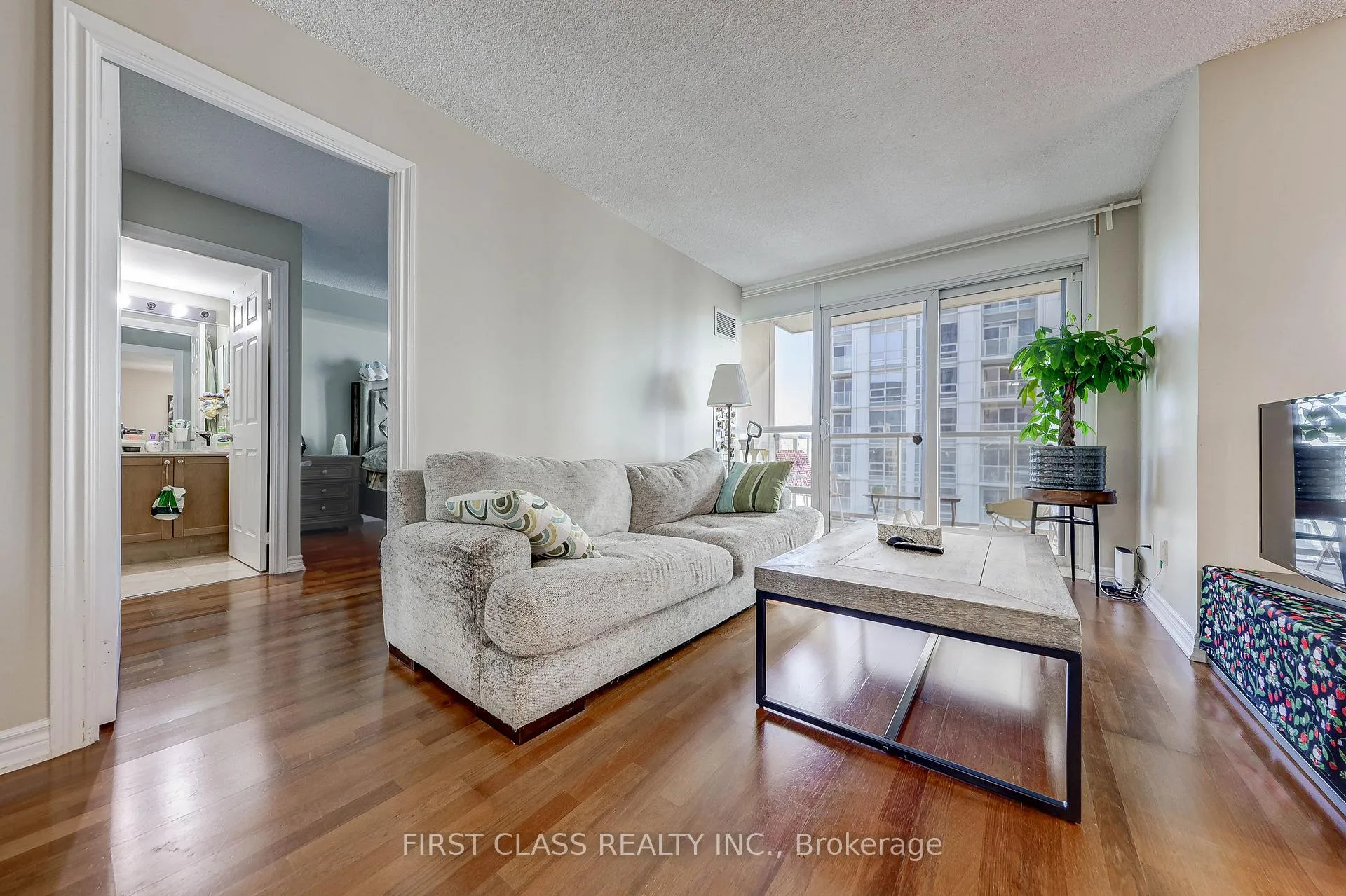 Photo 5 of Unit 2813, 761 Bay Street, Toronto, Bay Street Corridor — HOMEH