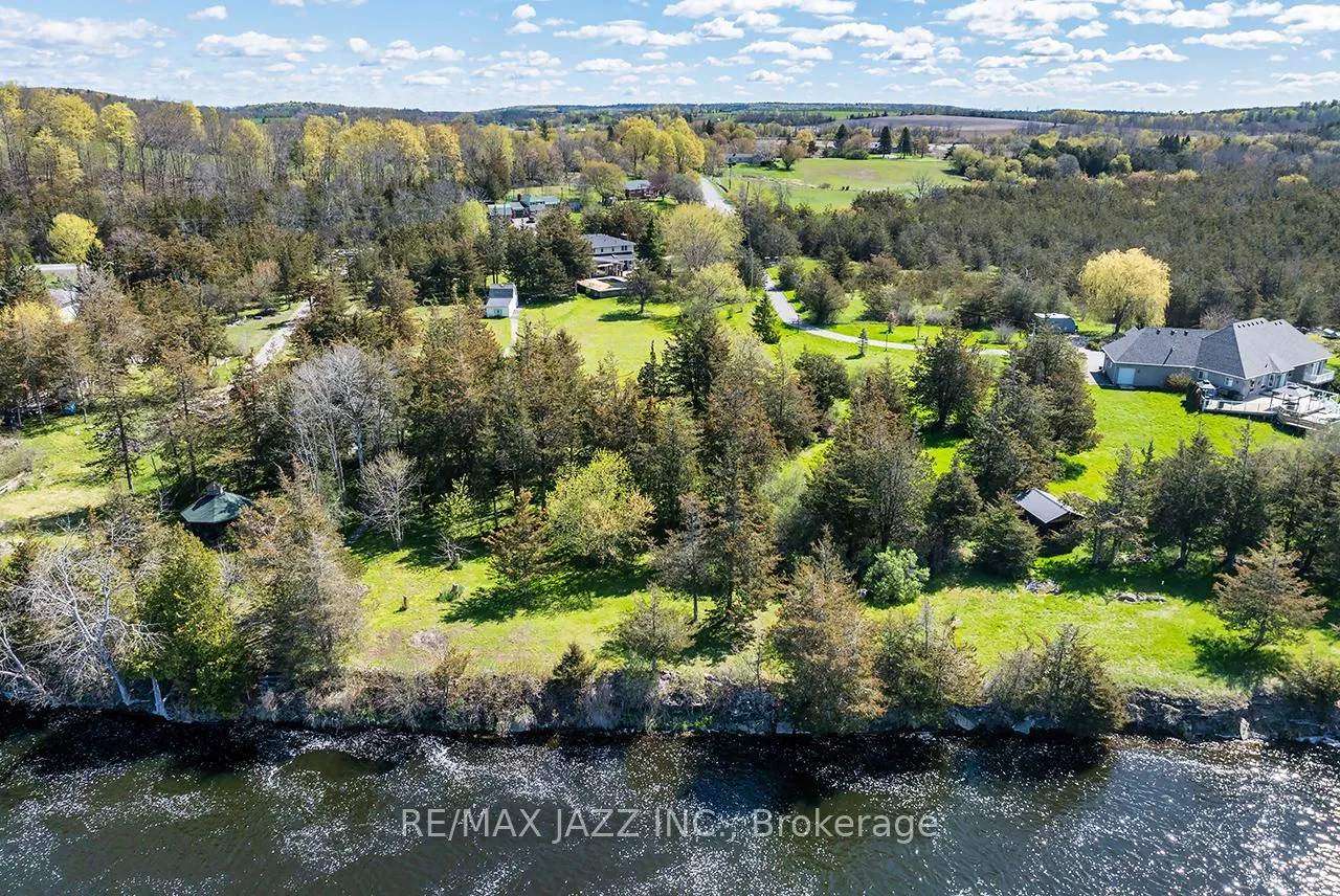 Photo 4 of 1249 Glen Miller Road, Quinte West, Sidney Ward — HOMEH