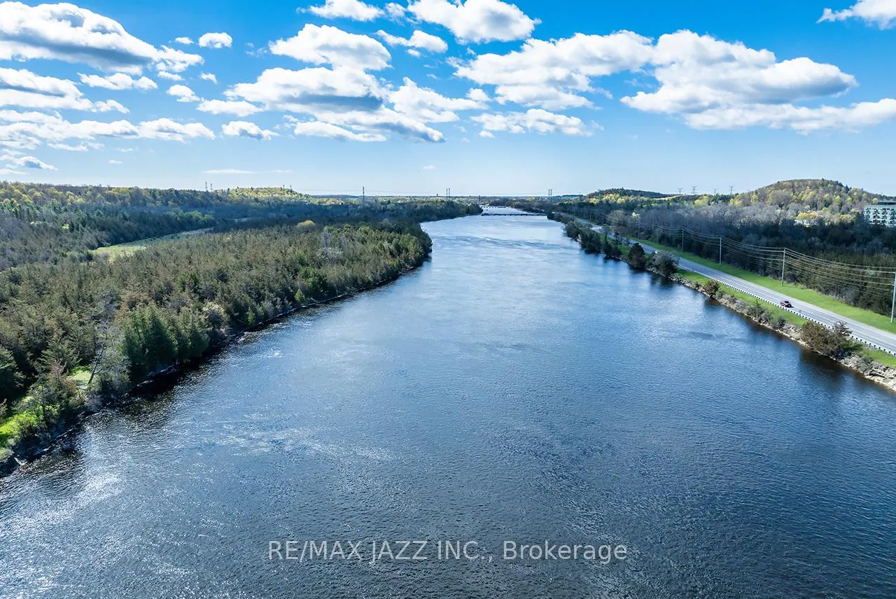 Photo 5 of 1249 Glen Miller Road, Quinte West, Sidney Ward — HOMEH