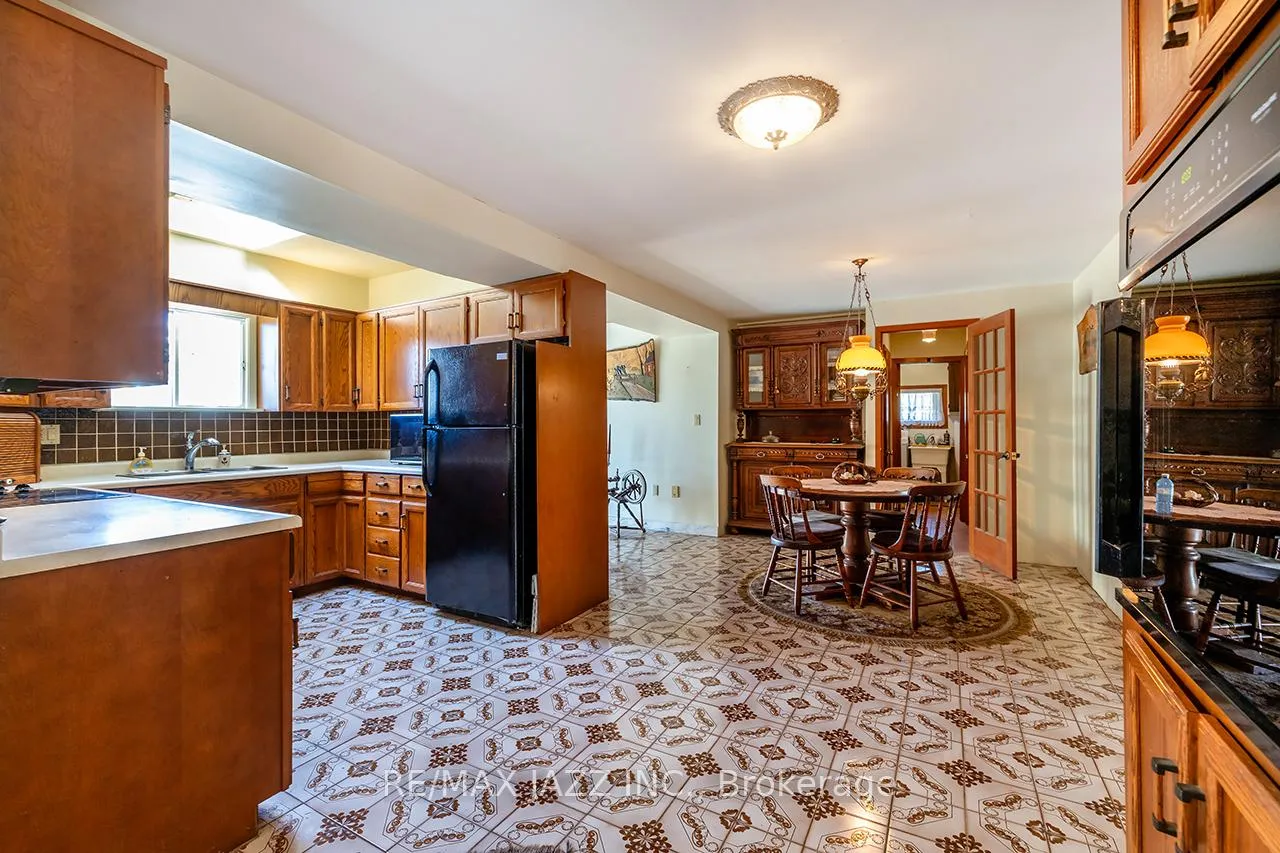 Photo 11 of 1249 Glen Miller Road, Quinte West, Sidney Ward — HOMEH