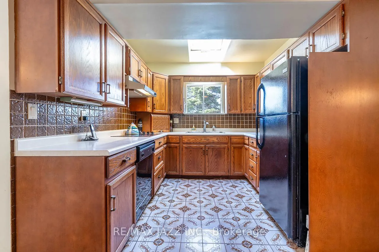 Photo 12 of 1249 Glen Miller Road, Quinte West, Sidney Ward — HOMEH