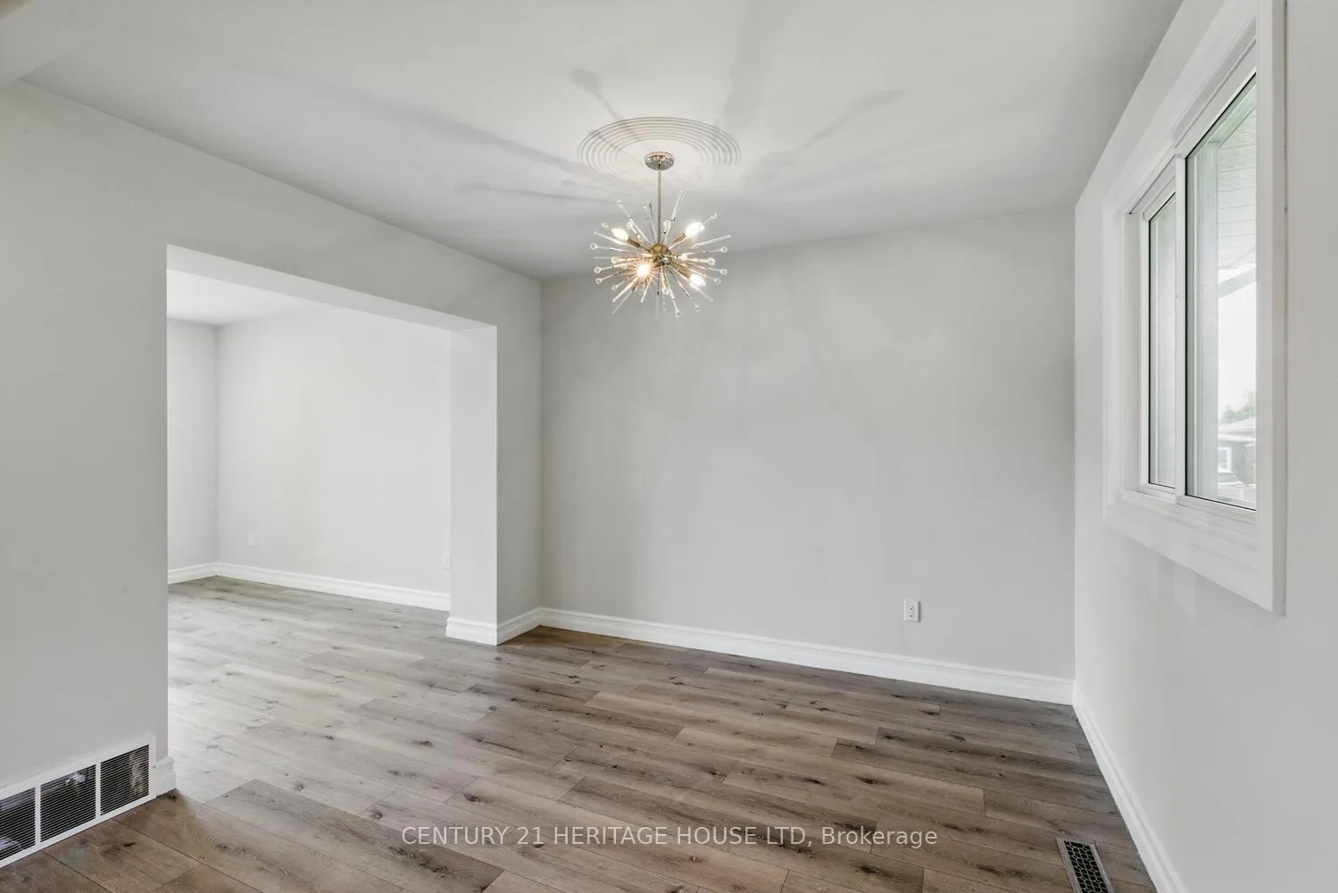 Photo 12 of 57 Vanbuskirk Drive, St. Thomas — HOMEH