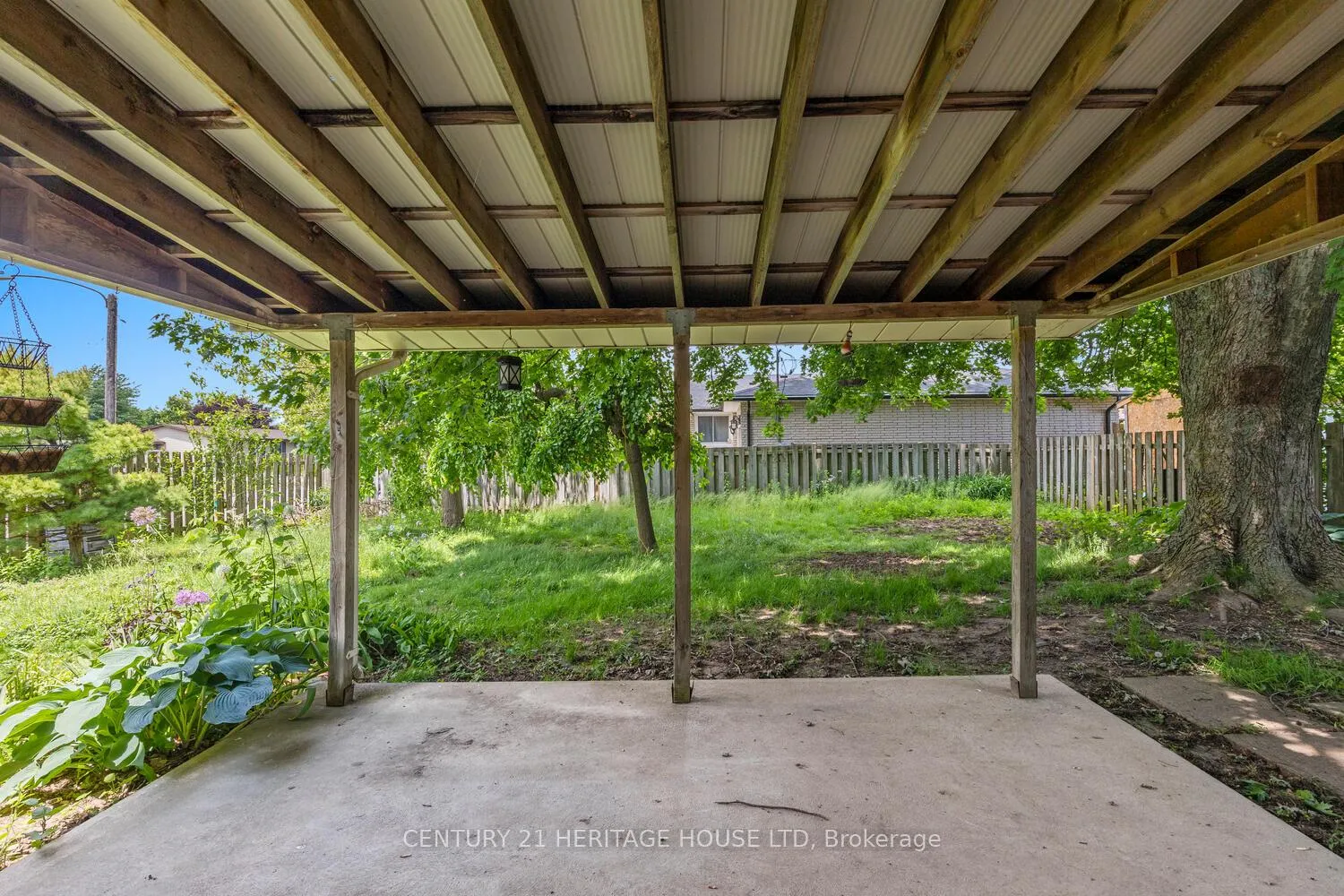 Photo 38 of 57 Vanbuskirk Drive, St. Thomas — HOMEH