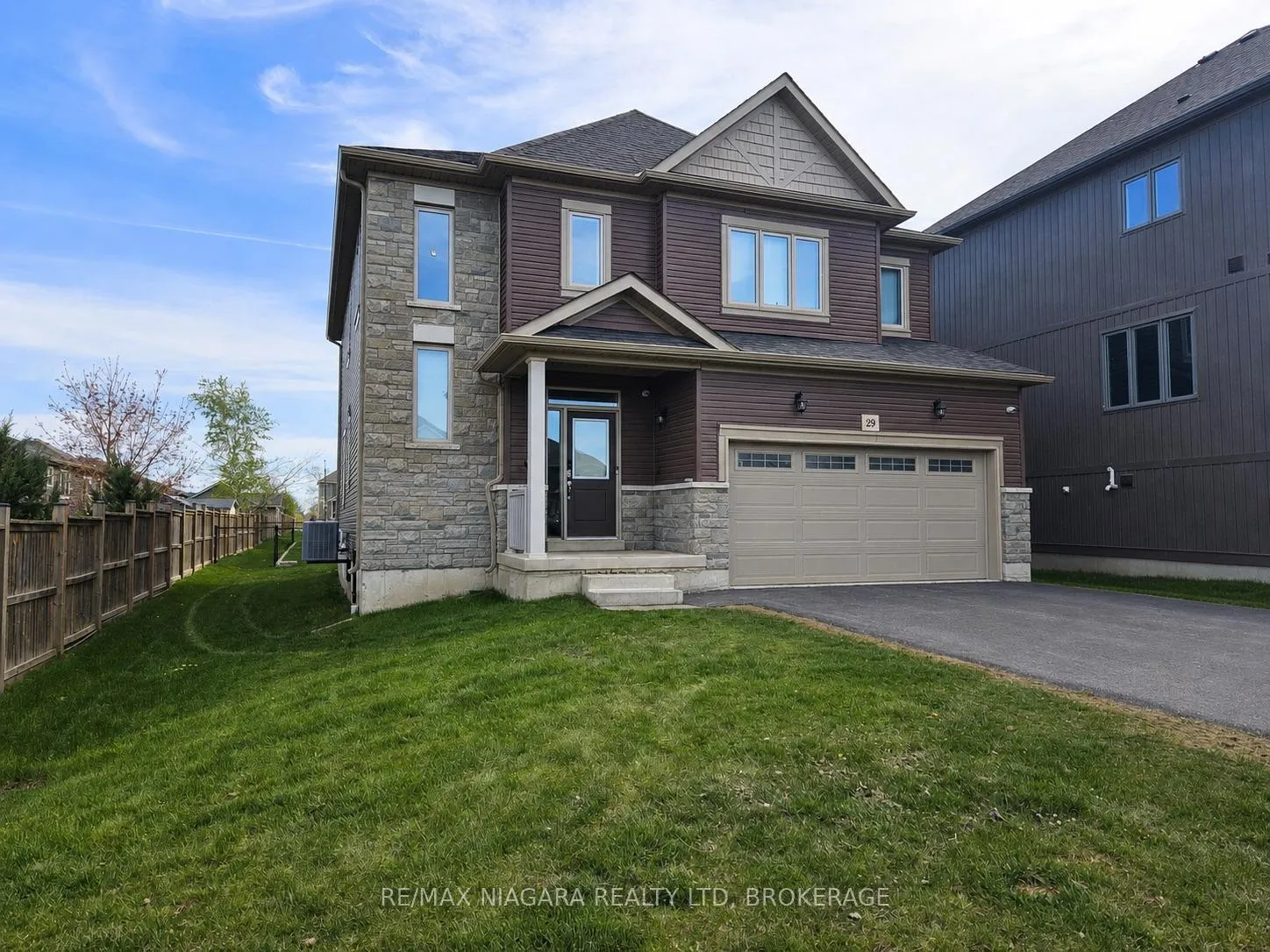 Photo 1 of 29 Oriole Crescent, Port Colborne, Main Street — HOMEH