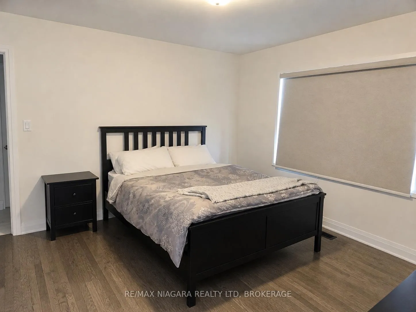 Photo 11 of 29 Oriole Crescent, Port Colborne, Main Street — HOMEH