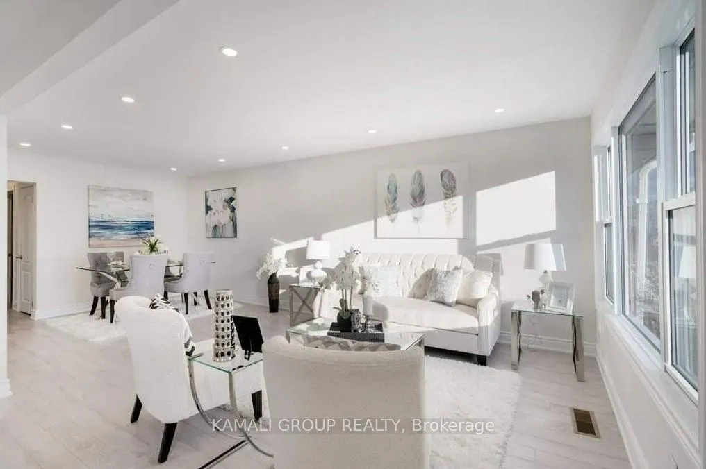 Photo 1 of Unit MAIN, 76 Walter Avenue, Newmarket, Bristol-London — HOMEH