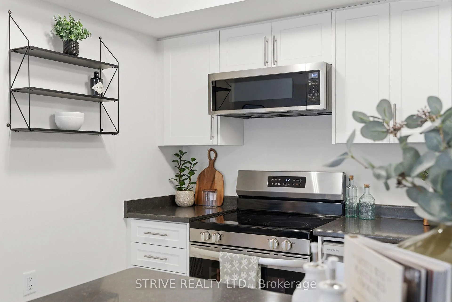 Photo 13 of Unit 12A, 12 A Lookout Drive, Clarington, Bowmanville — HOMEH