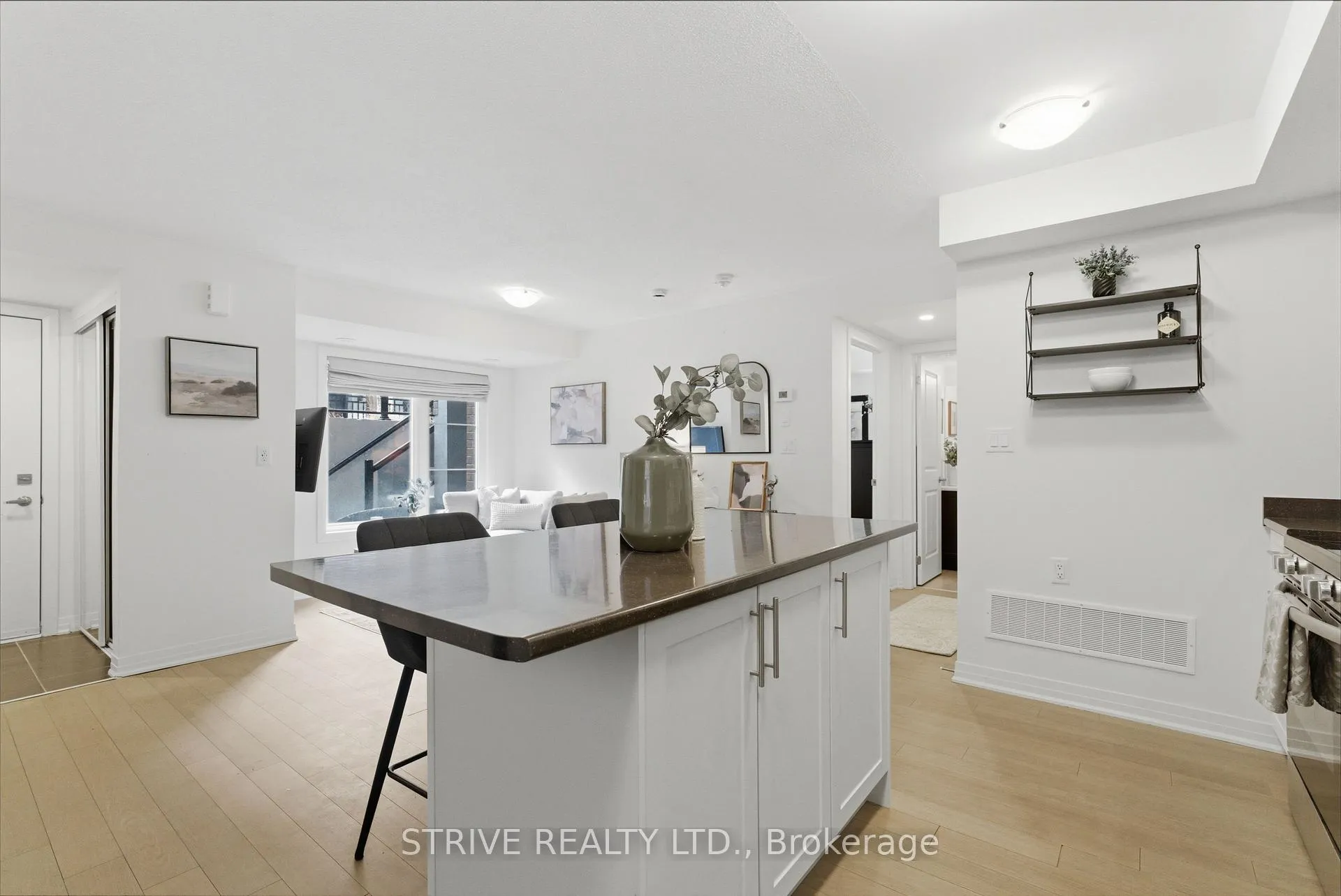 Photo 14 of Unit 12A, 12 A Lookout Drive, Clarington, Bowmanville — HOMEH