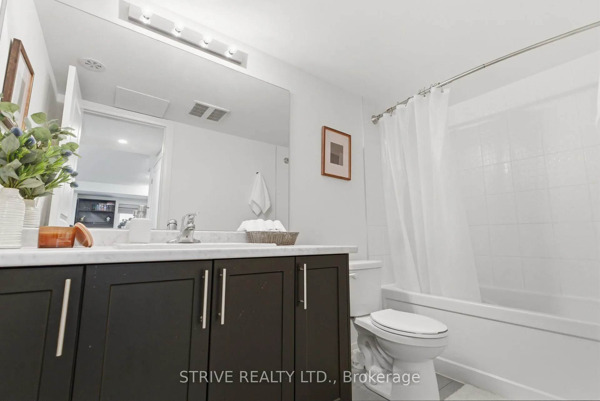 Photo 27 of Unit 12A, 12 A Lookout Drive, Clarington, Bowmanville — HOMEH
