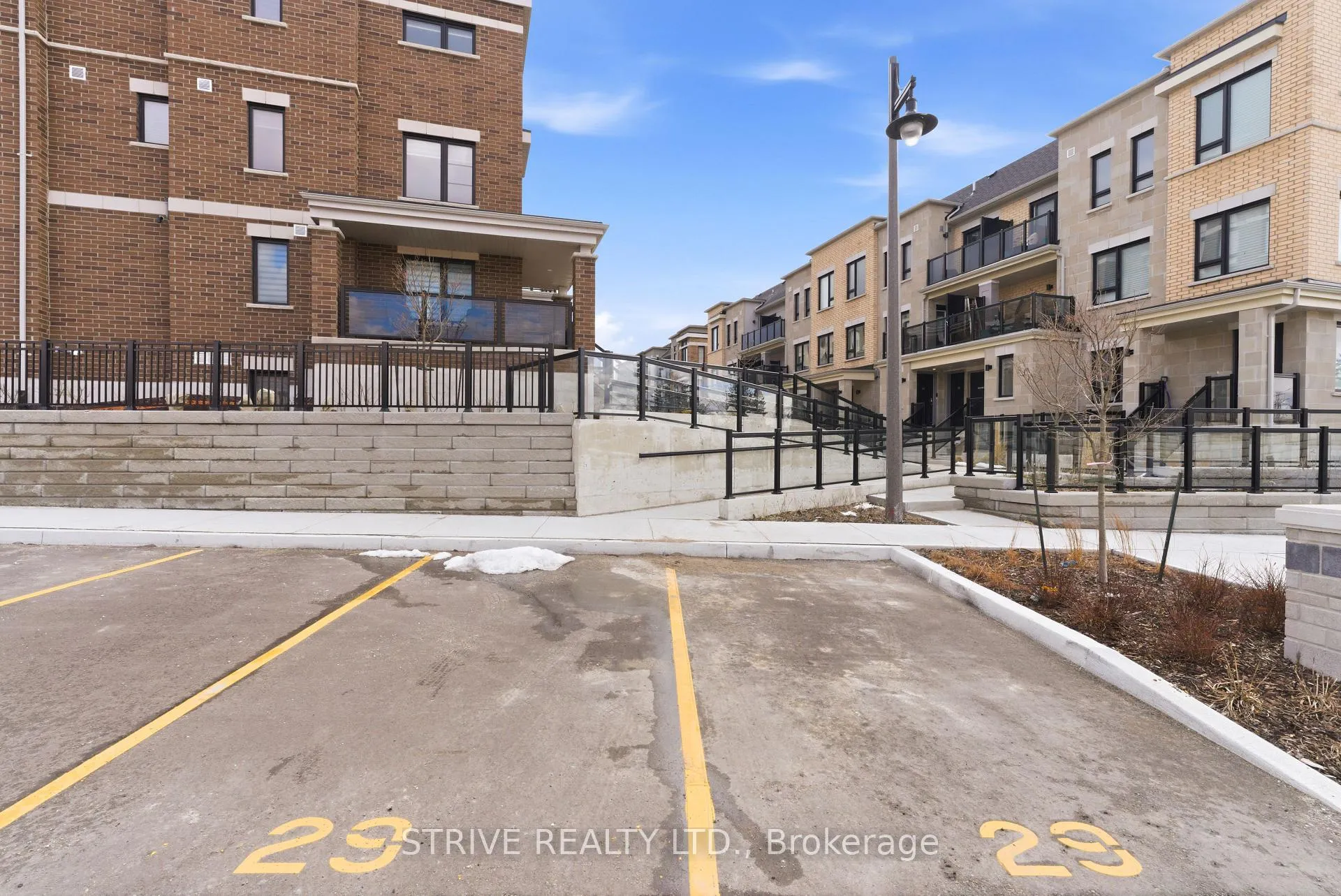 Photo 31 of Unit 12A, 12 A Lookout Drive, Clarington, Bowmanville — HOMEH
