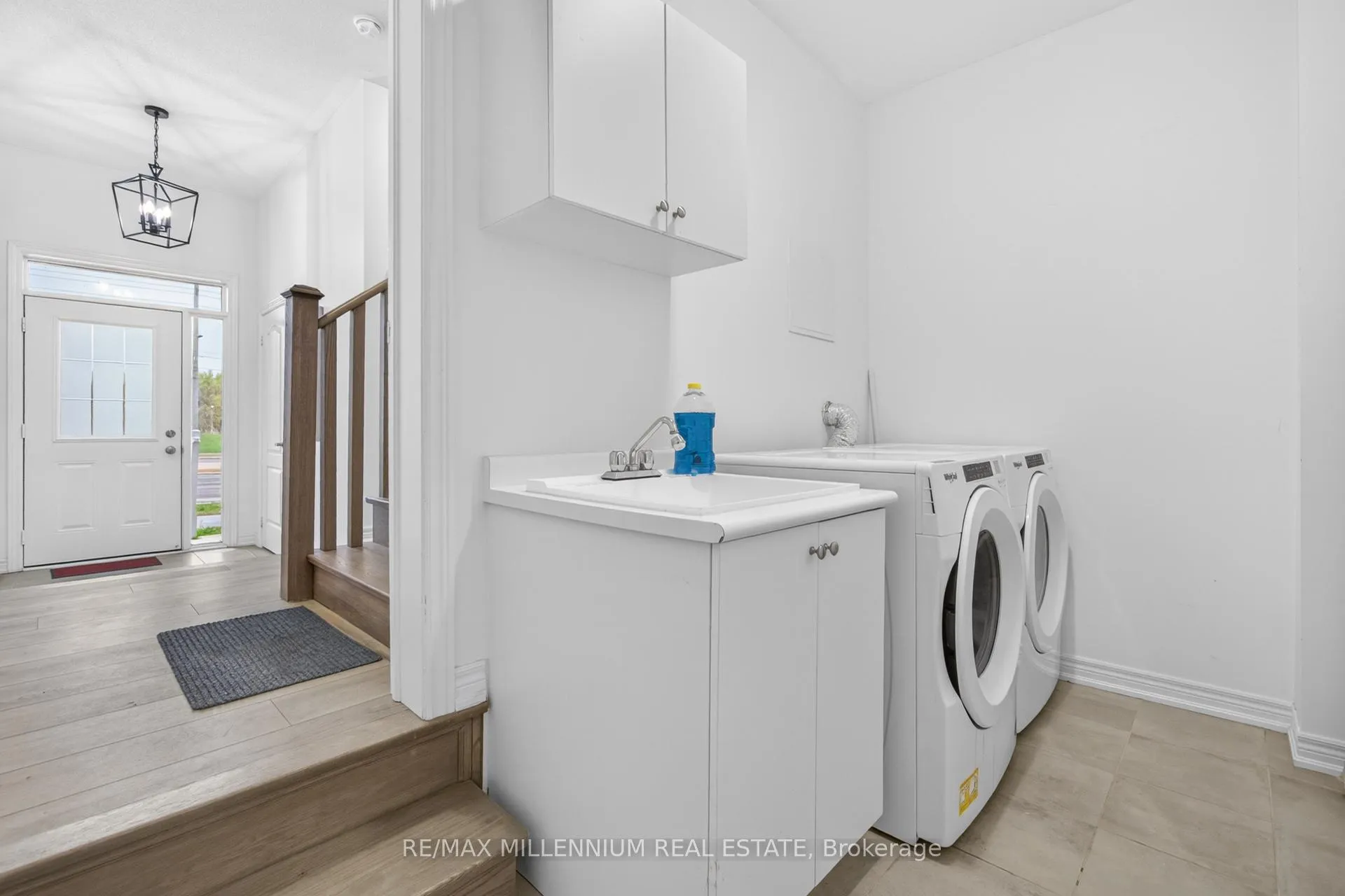Photo 10 of 505 Dundas Street E, Oakville, Joshua Meadows — HOMEH